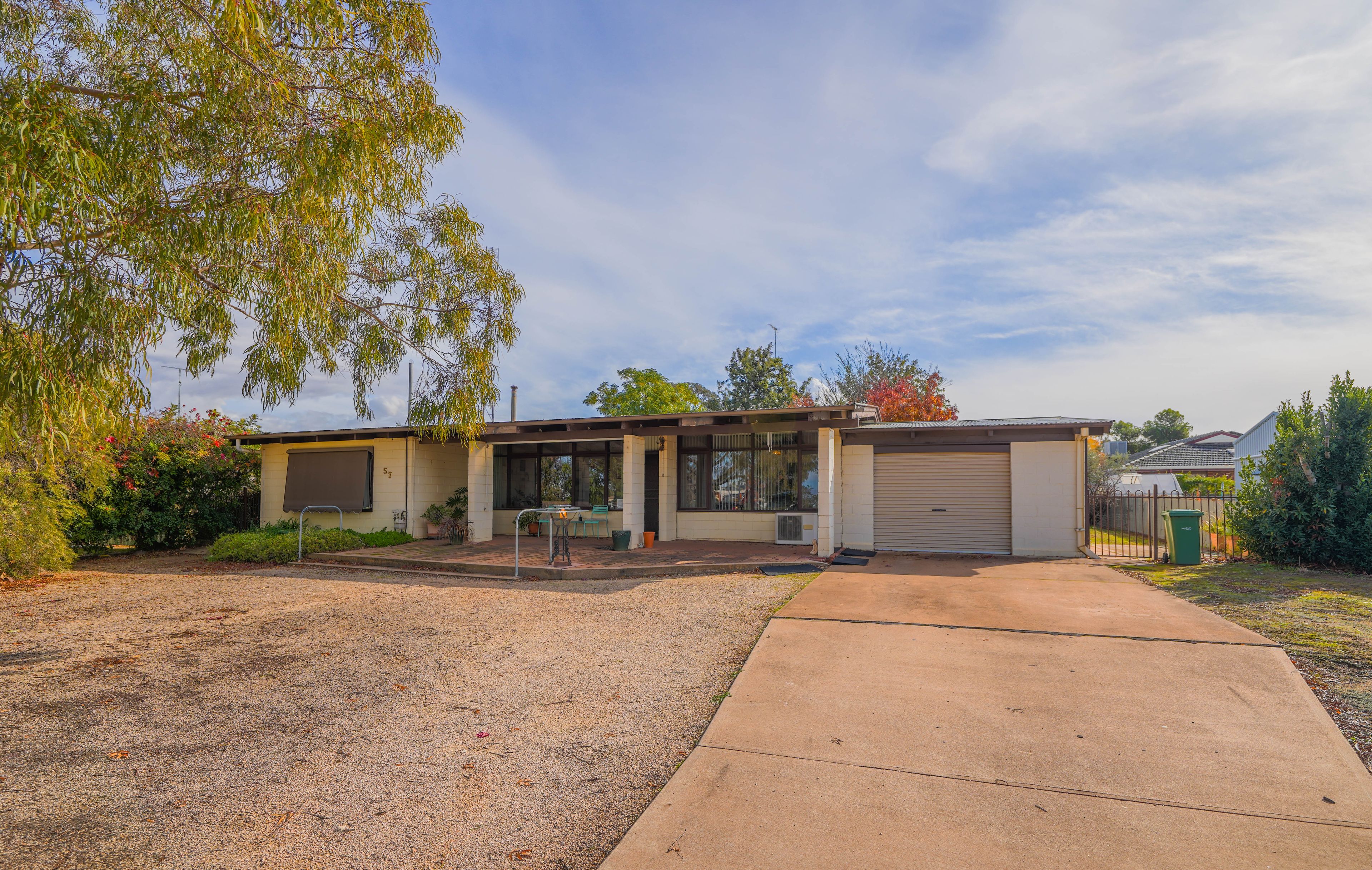 57 Park Street , West Wyalong NSW 2671