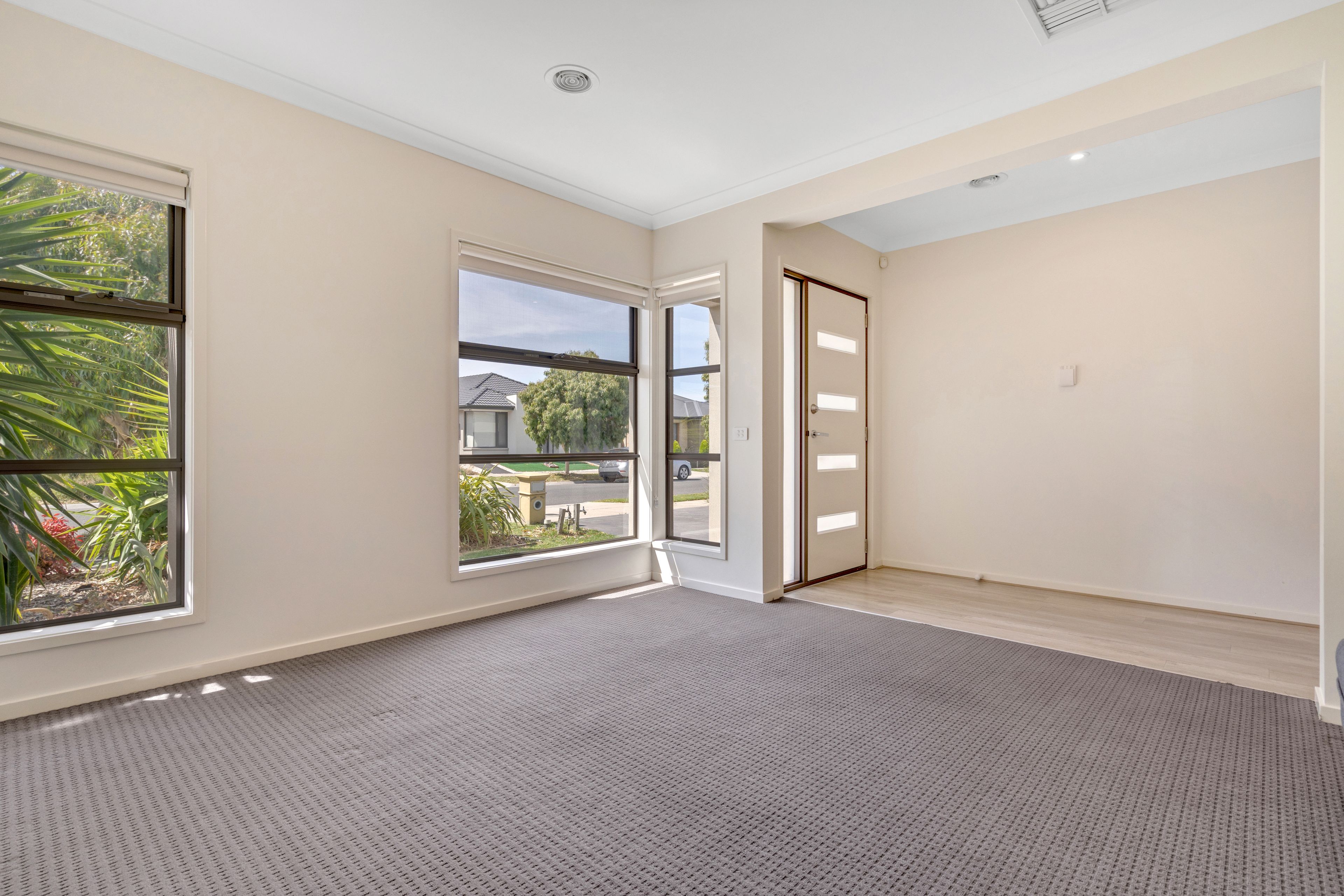15 Pioneer Street, Craigieburn, VIC 3064