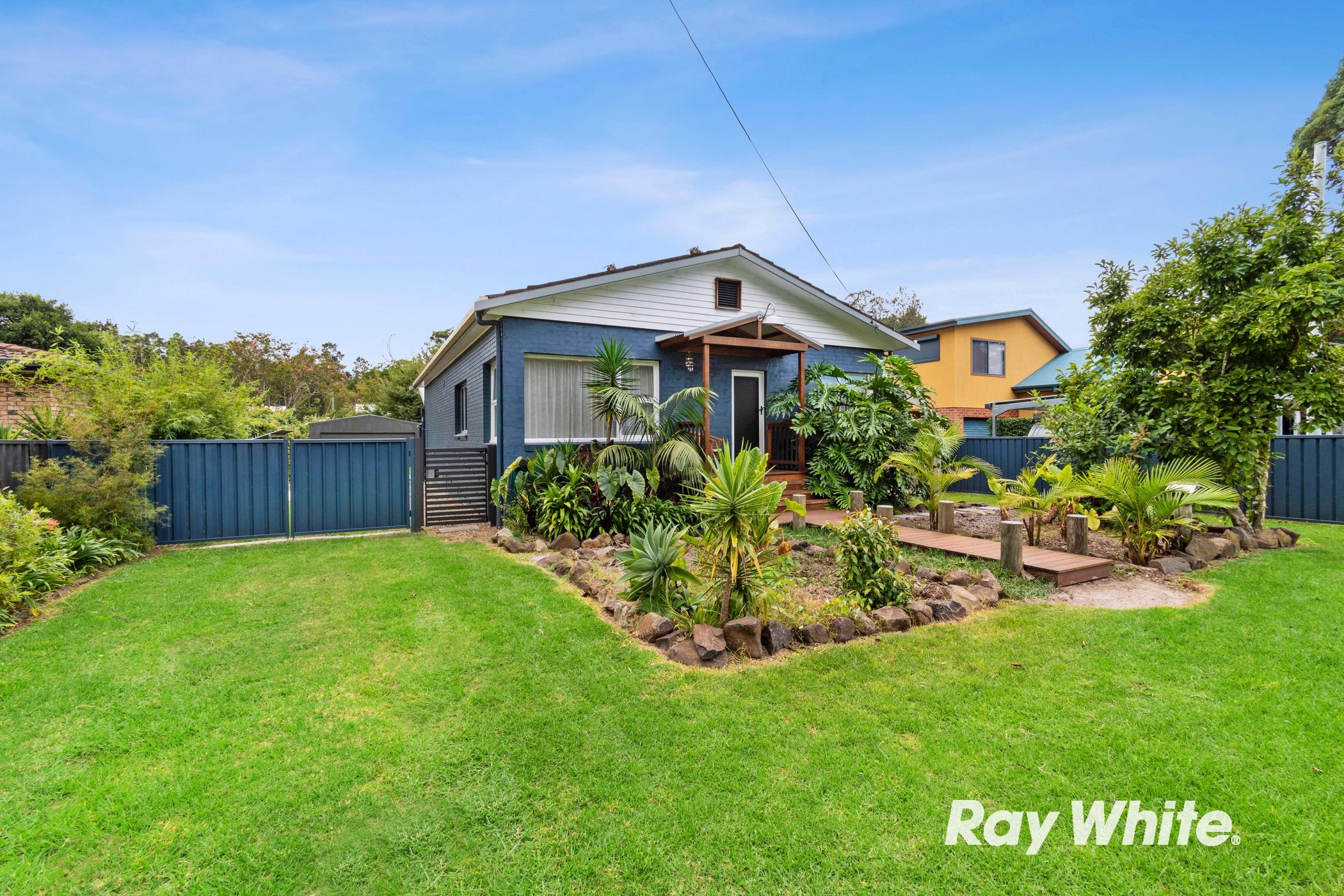 34 River Road, Mossy Point, NSW 2537
