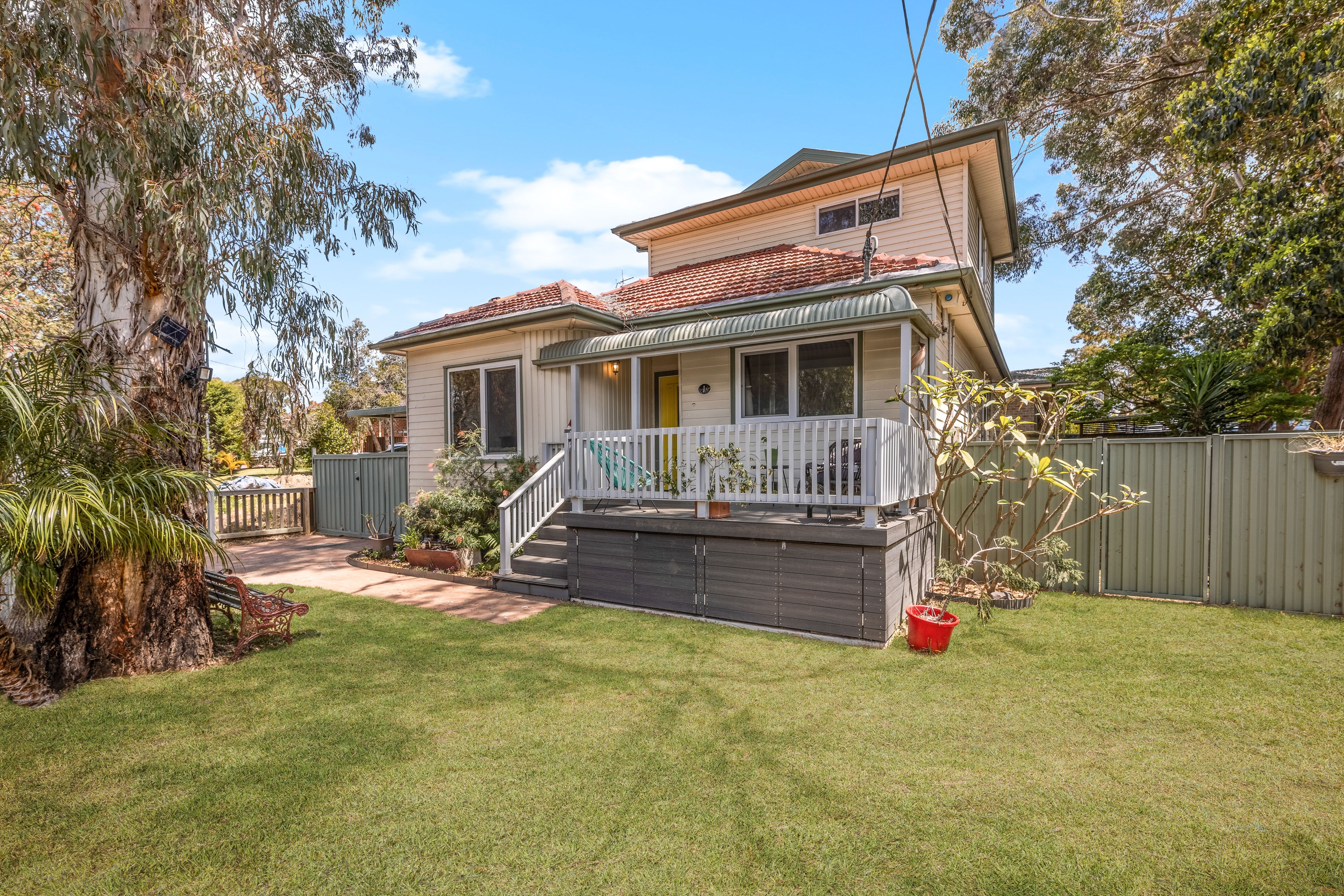 1 Loftus Avenue, Loftus NSW 2232