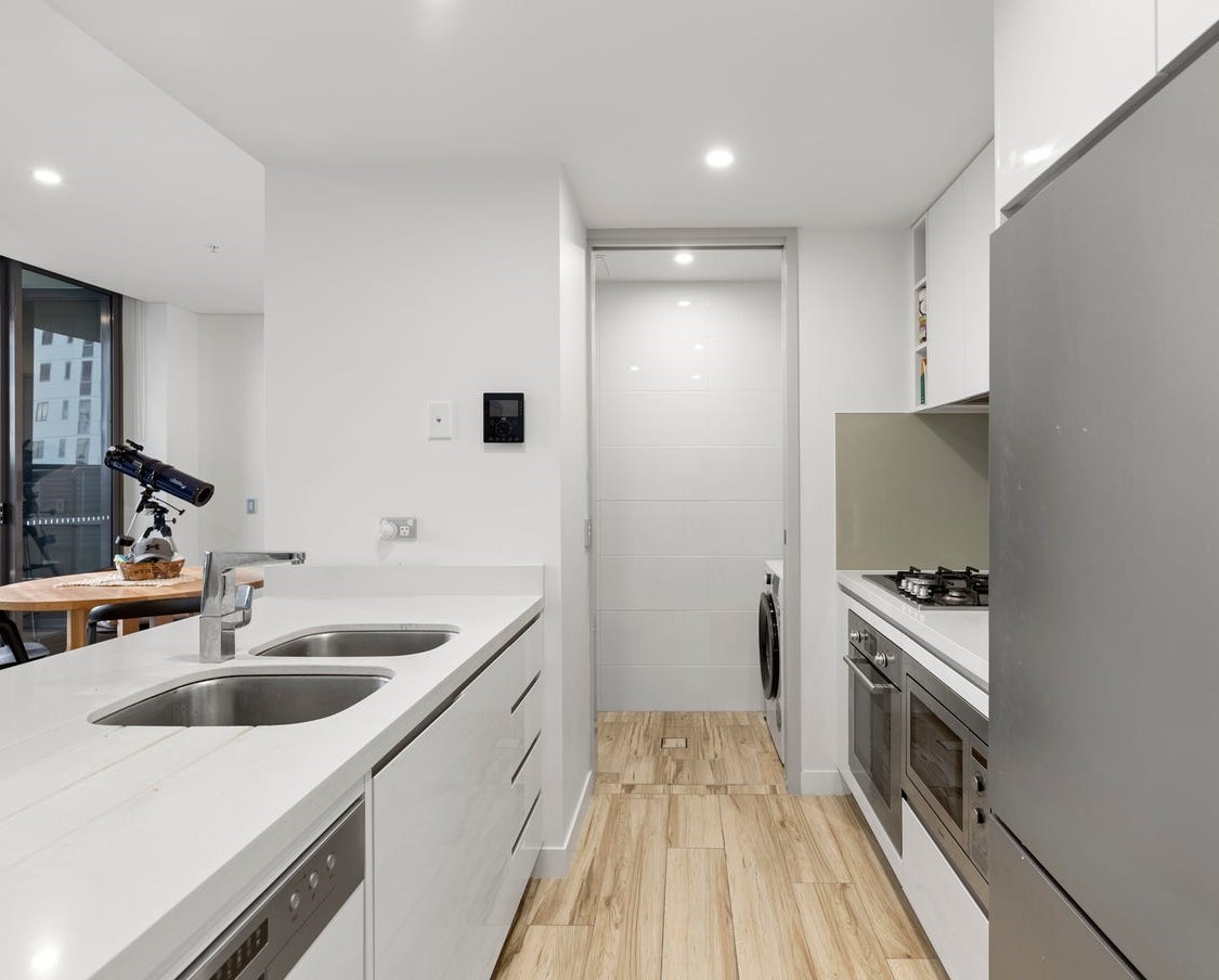 601/2 Como Crescent, Southport, QLD 4215