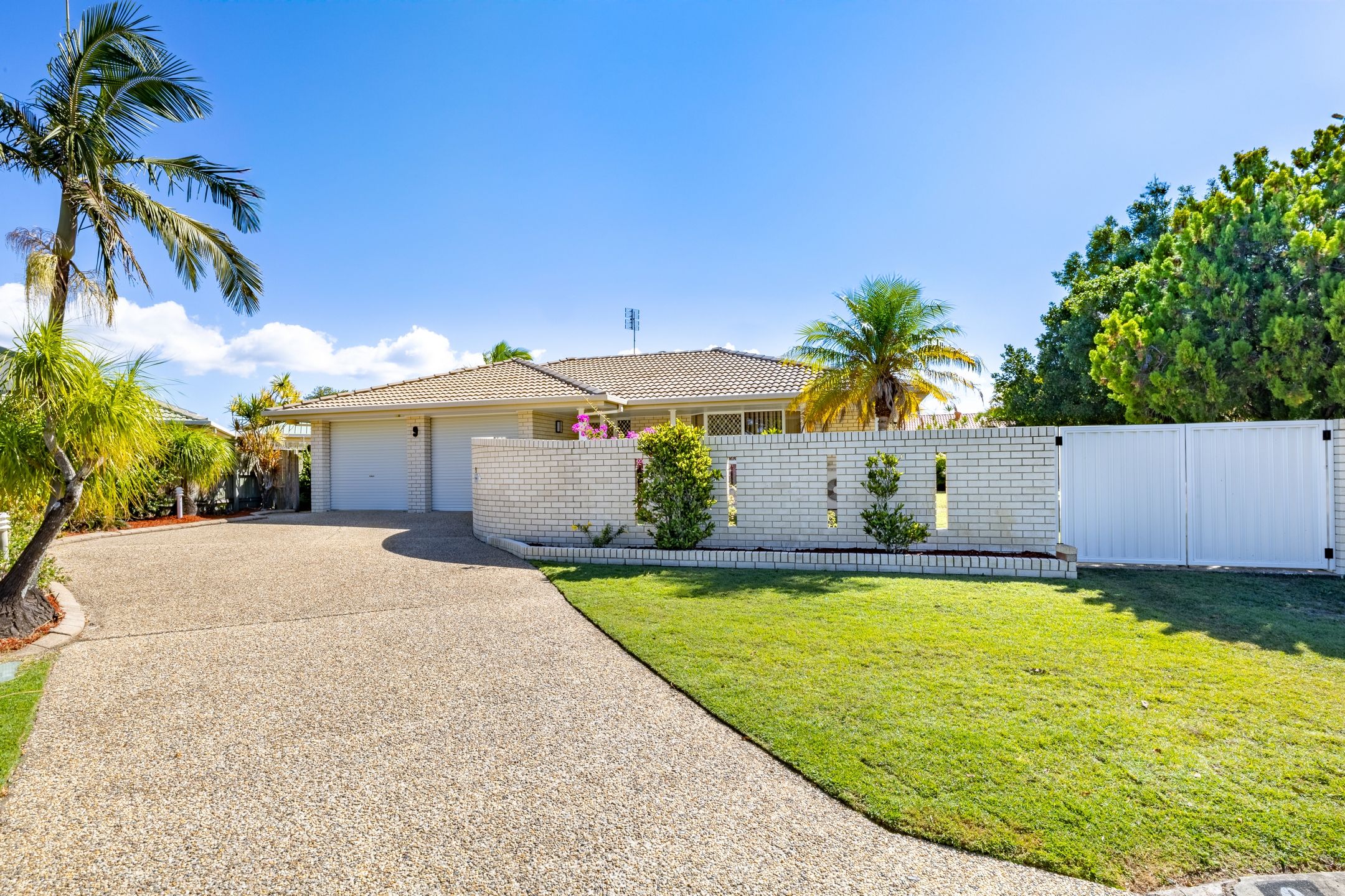 9 Suncrest Court, Wurtulla, QLD 4575