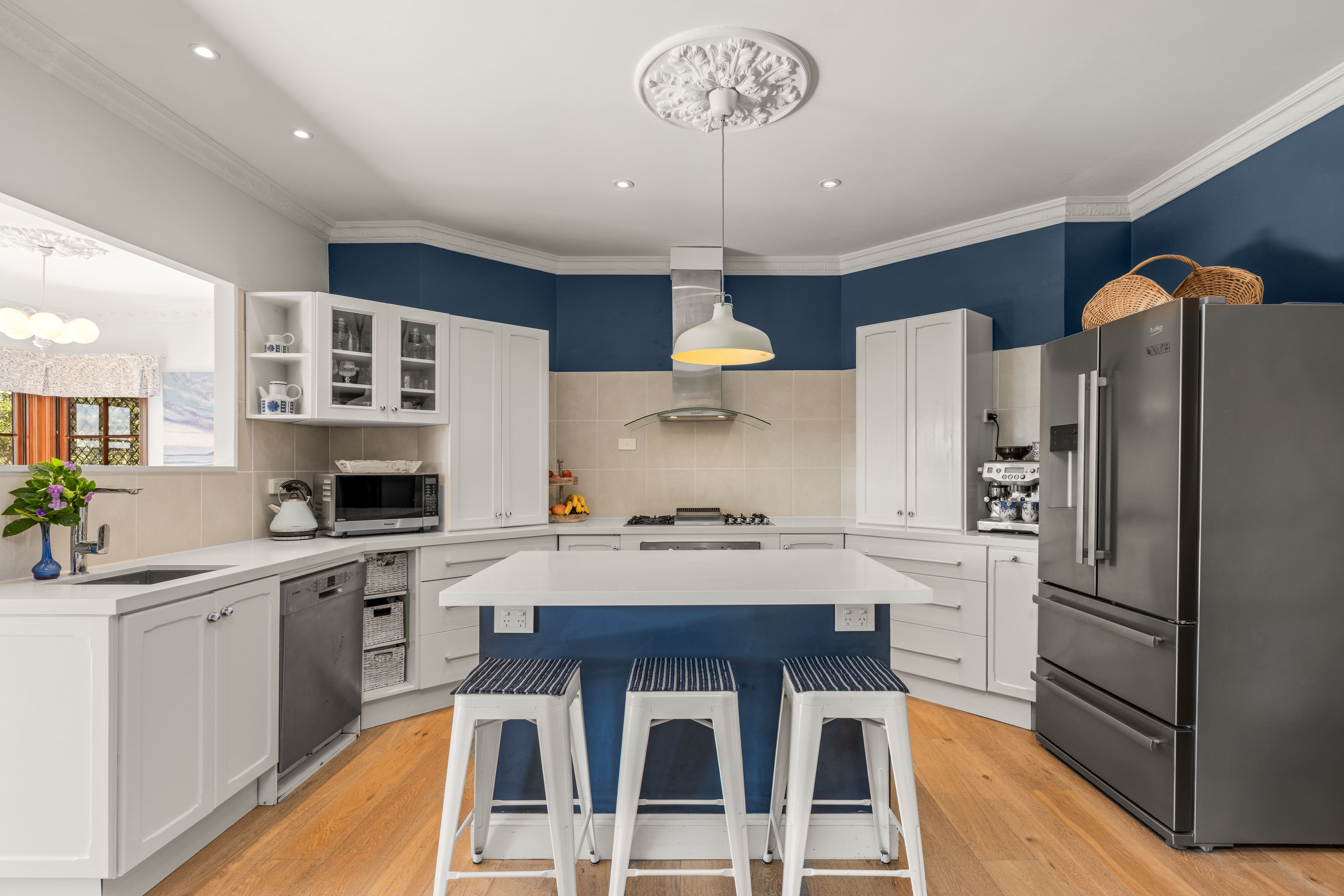 44 St George Crescent — photo 10 of 26