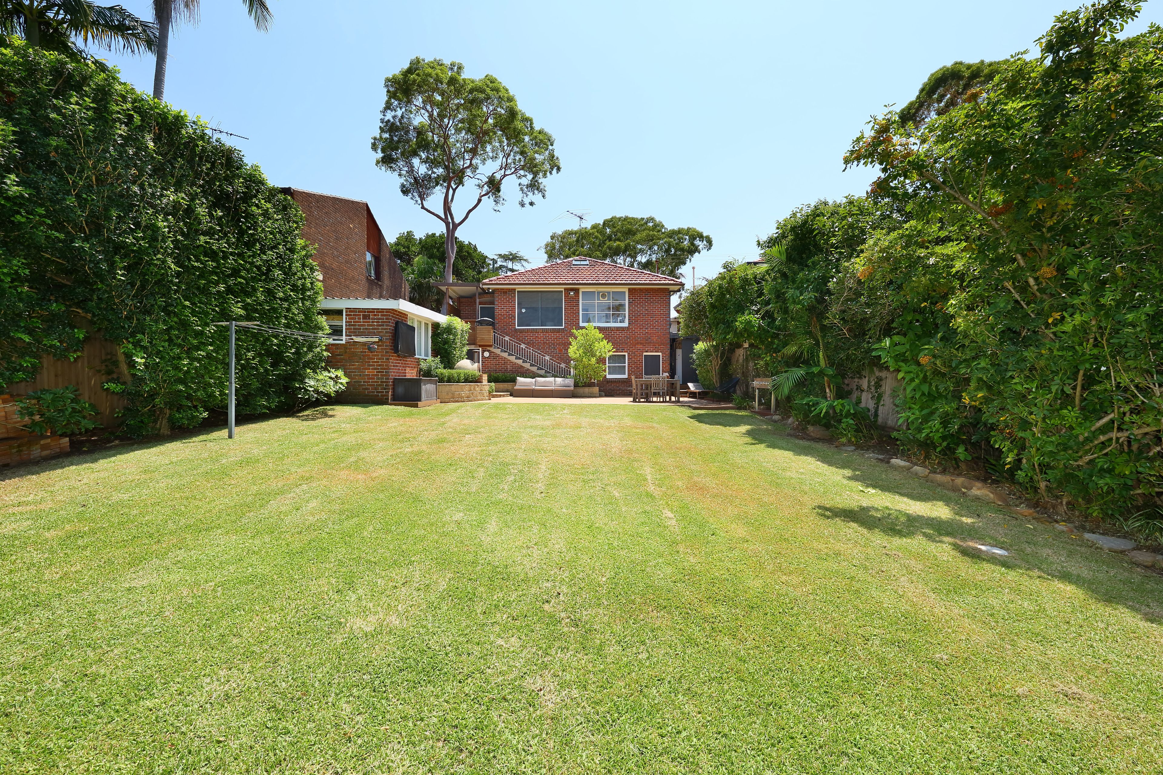 23 Douglas Haig Street