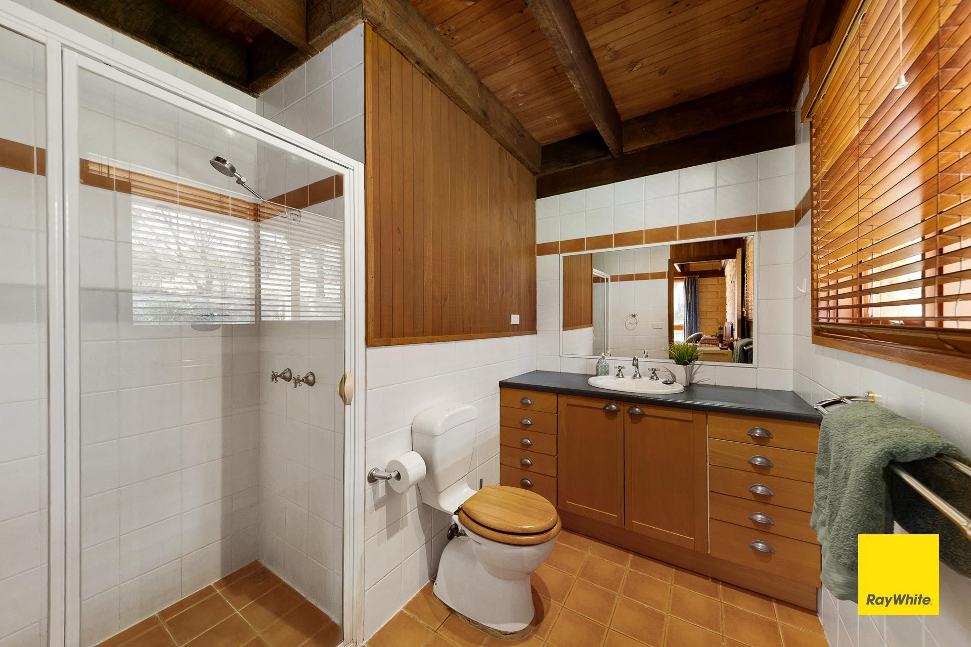 99 Harriott Road — photo 16 of 30