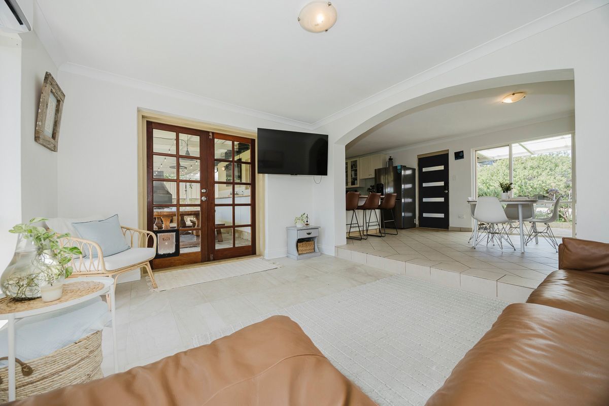 11 Mitchell Place — photo 13 of 27
