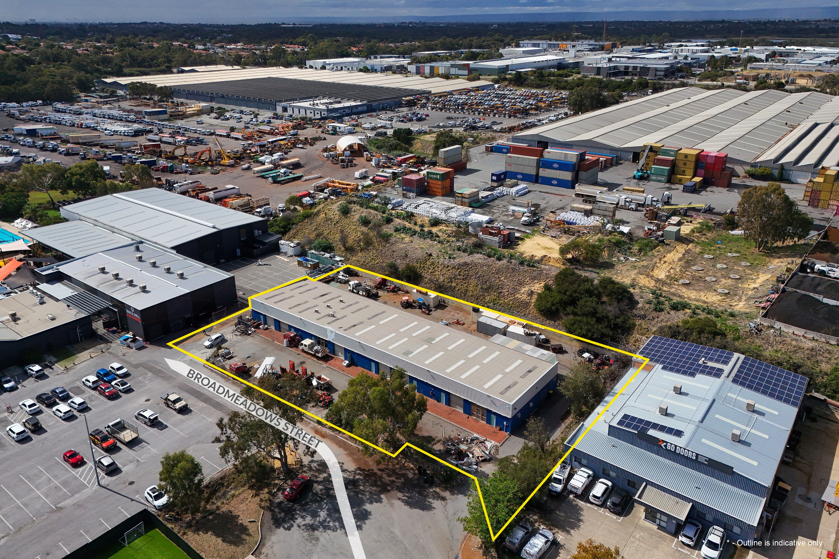 5 Broadmeadows Street, Bibra Lake, WA 6163