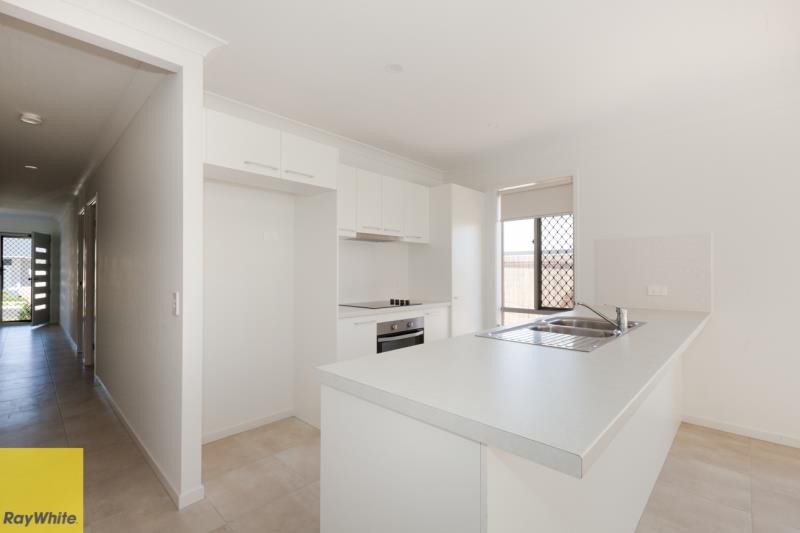 6 Primrose Cresent, Redbank Plains, QLD 4301