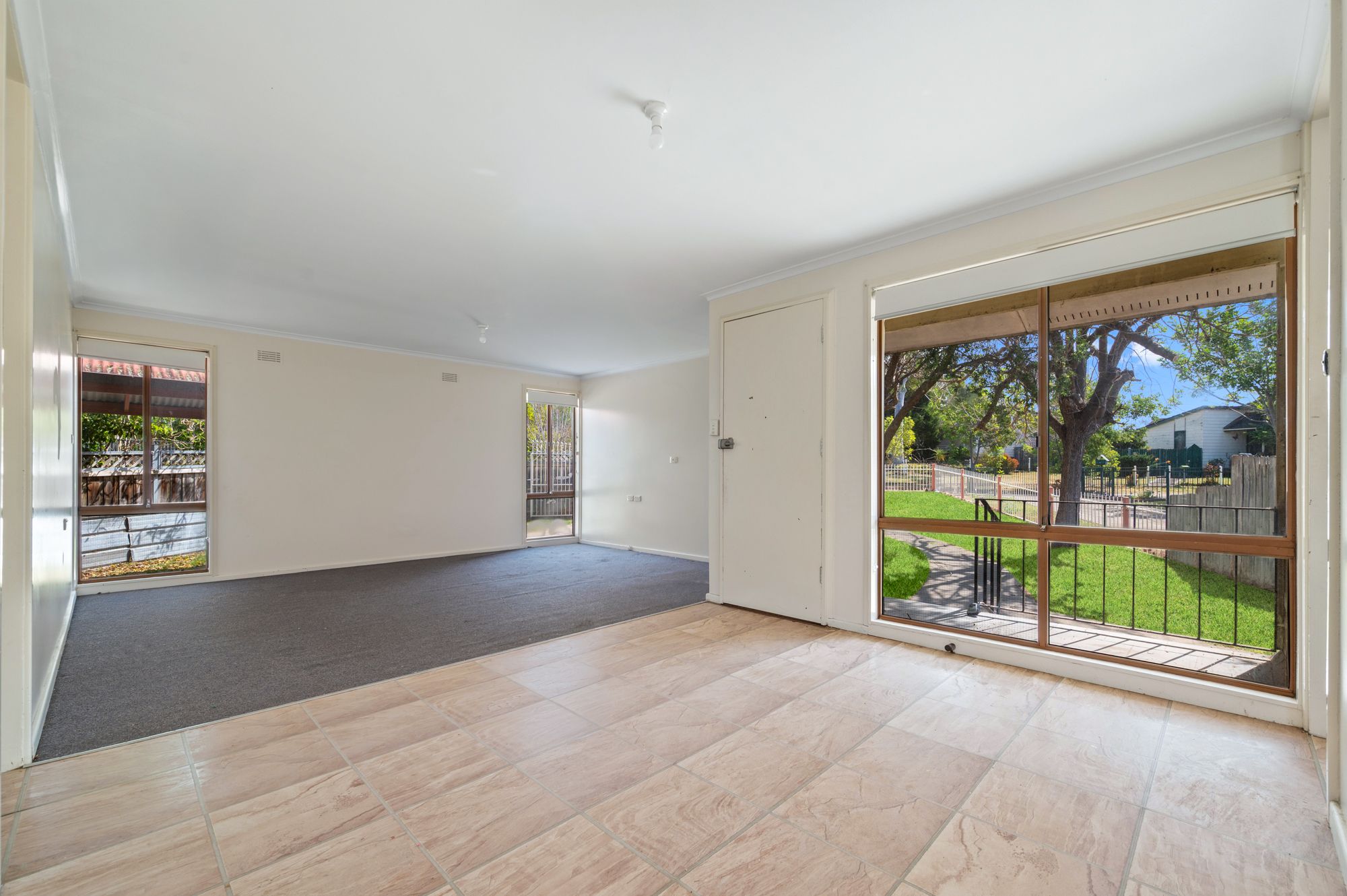 16 Karingal Place — photo 3 of 12