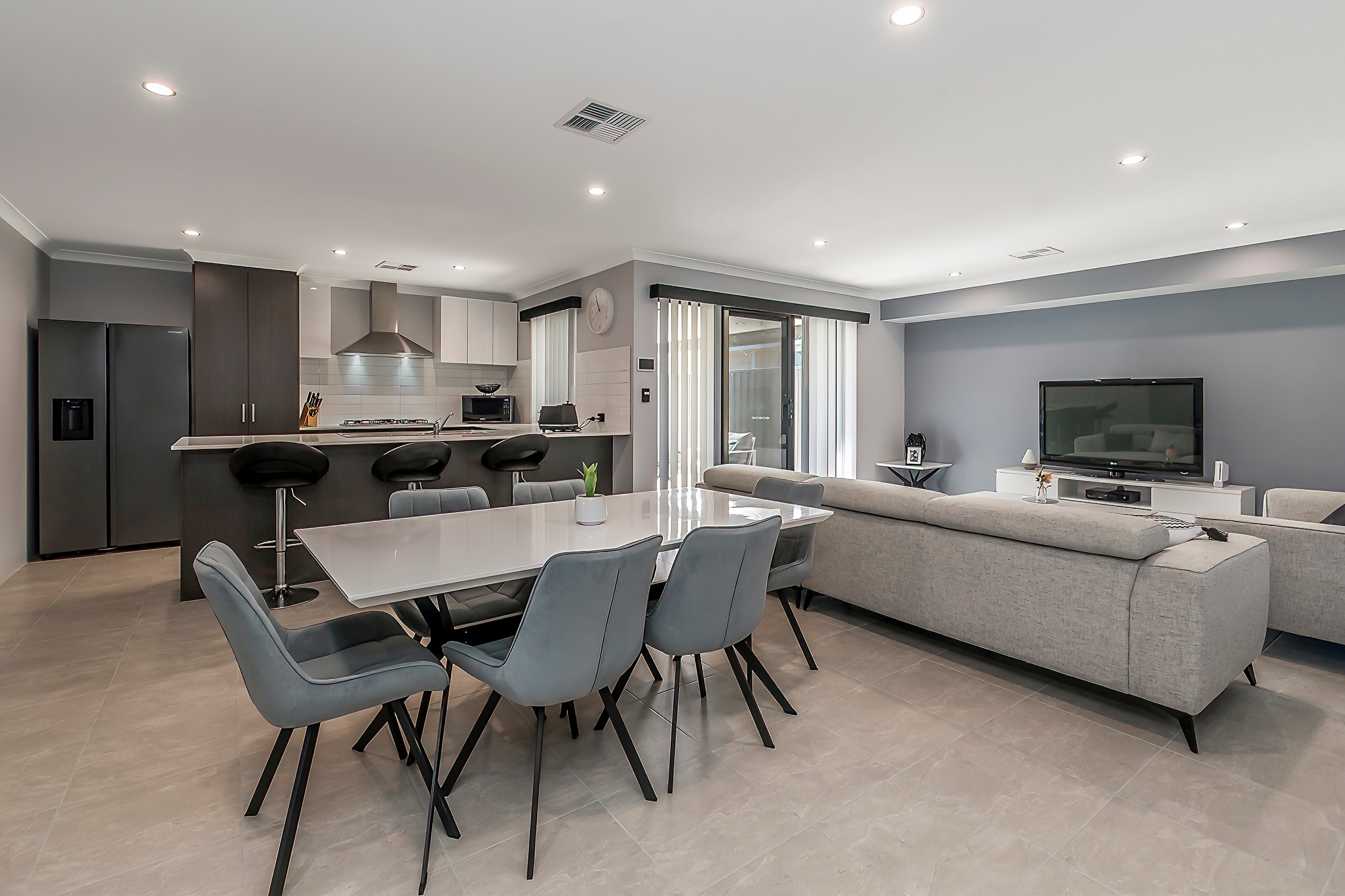7 Newsham Grove, Lakelands, WA 6180