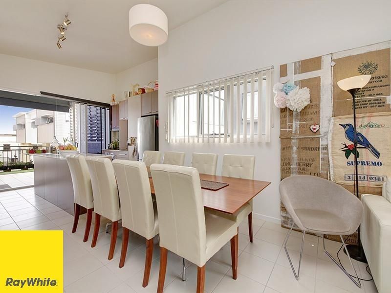 1 Redarc Street, Fairfield QLD 4103