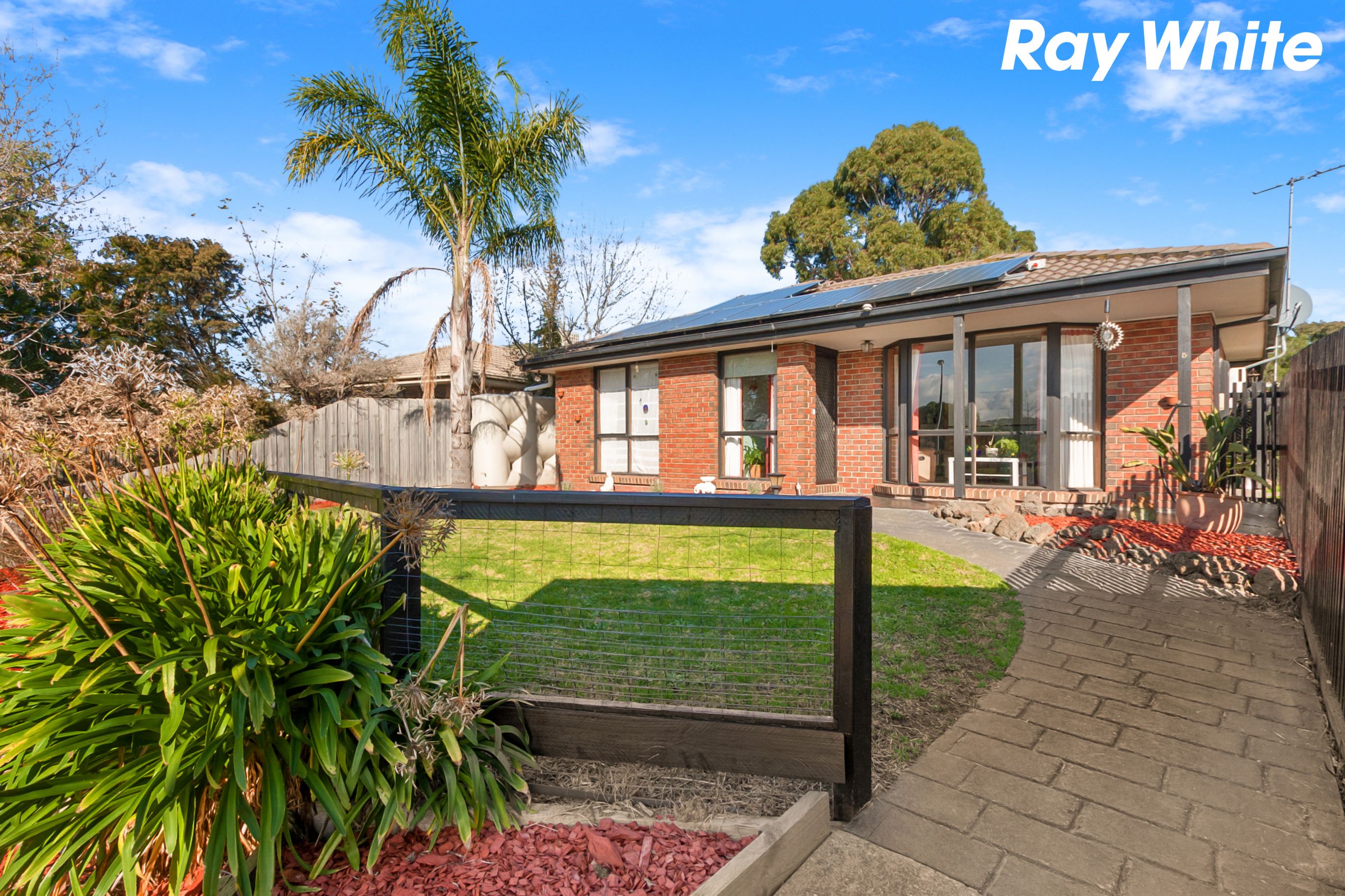 5 Dobson Court, Pakenham, VIC 3810