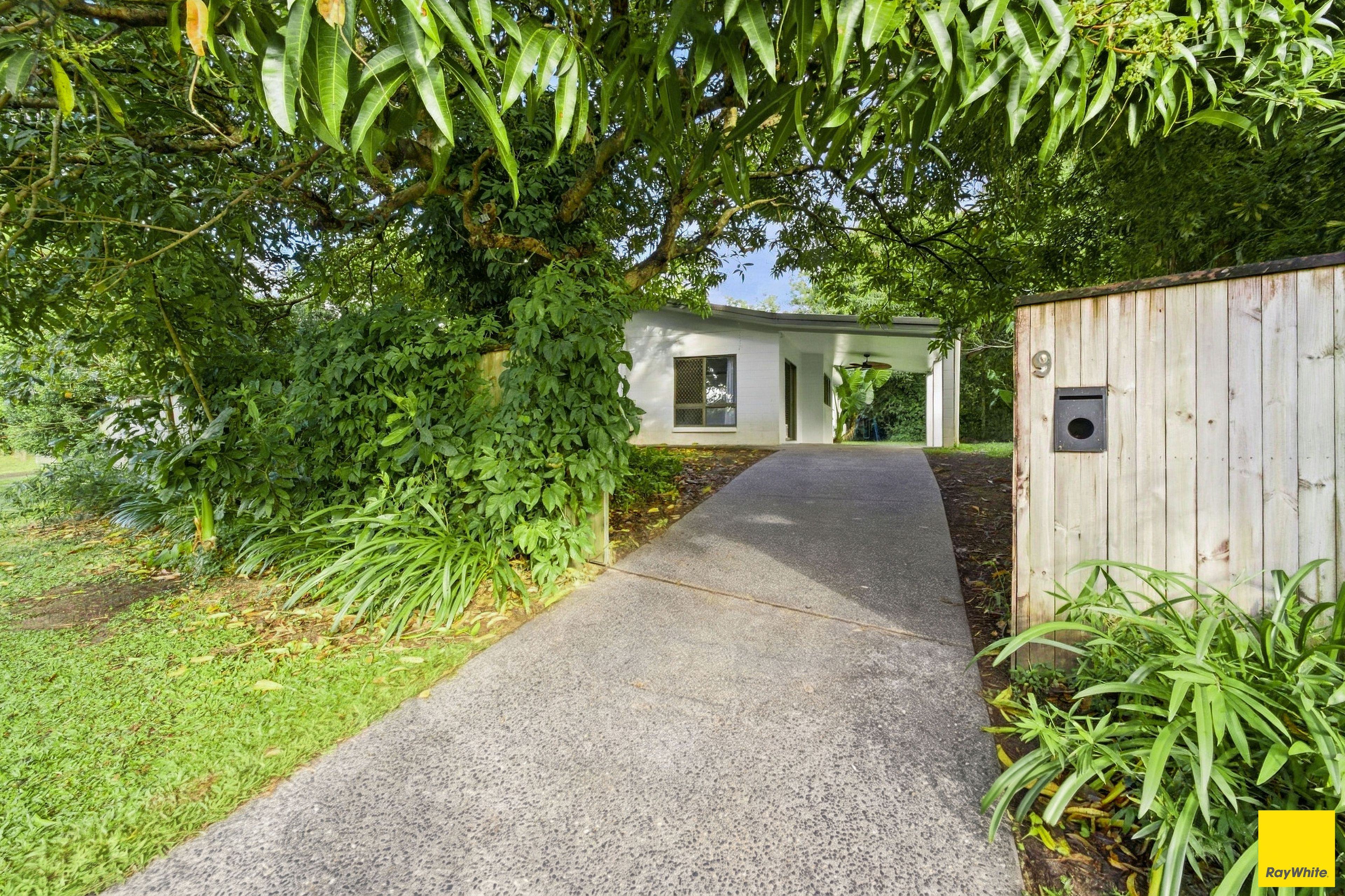 9 Melinga Close — photo 18 of 19