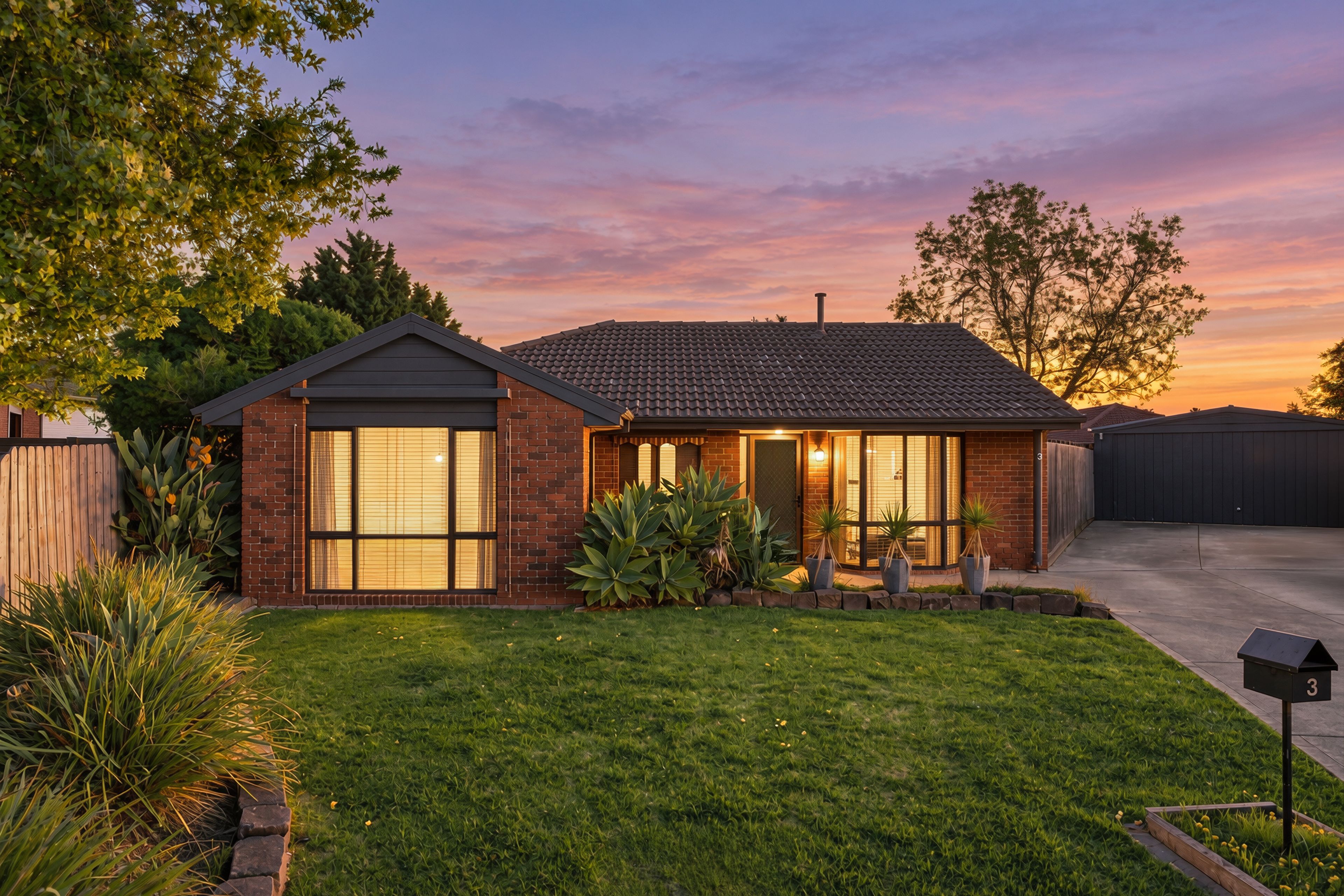 3 Delage Close — photo from Ray White Taylors Lakes
