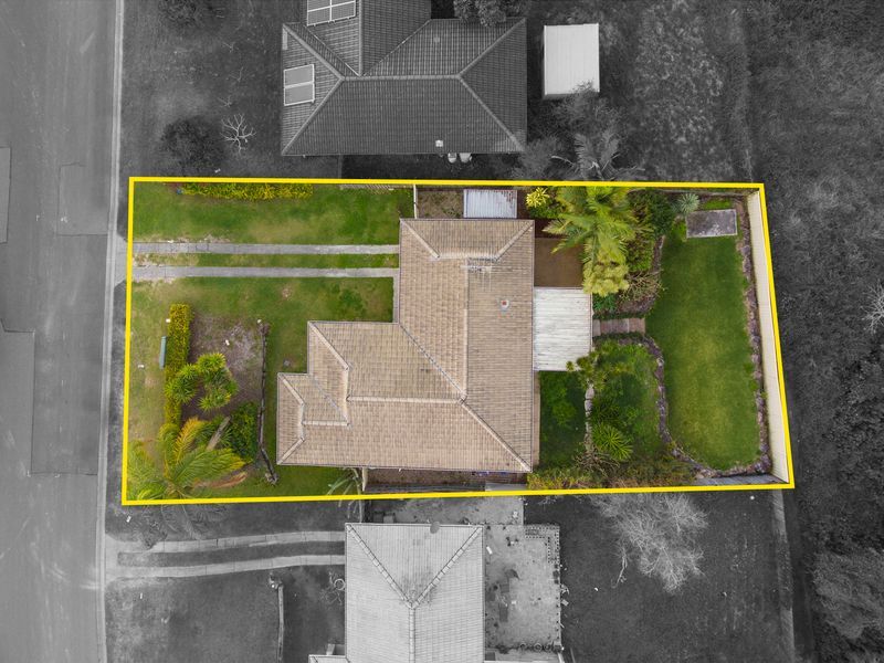 9 Eira Crescent, Edens Landing, QLD 4207