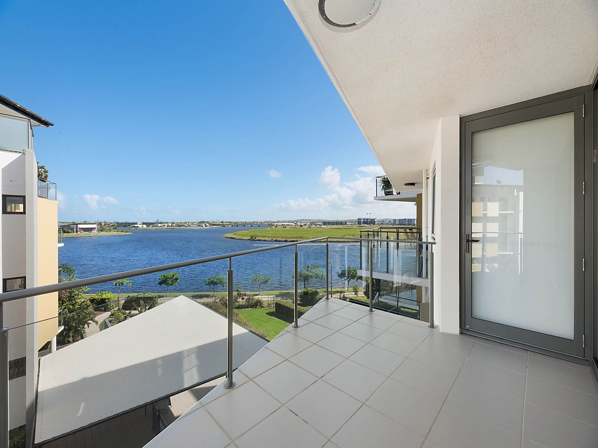 332/21 Innovation Parkway, Birtinya, QLD 4575