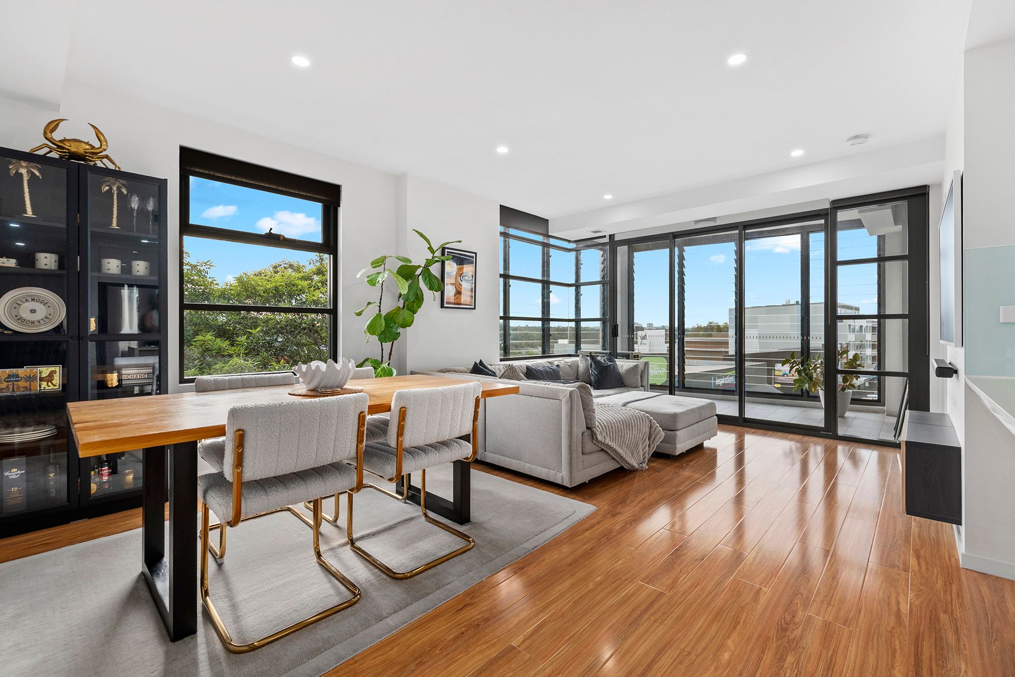 305/428 Victoria Road — photo 4 of 5