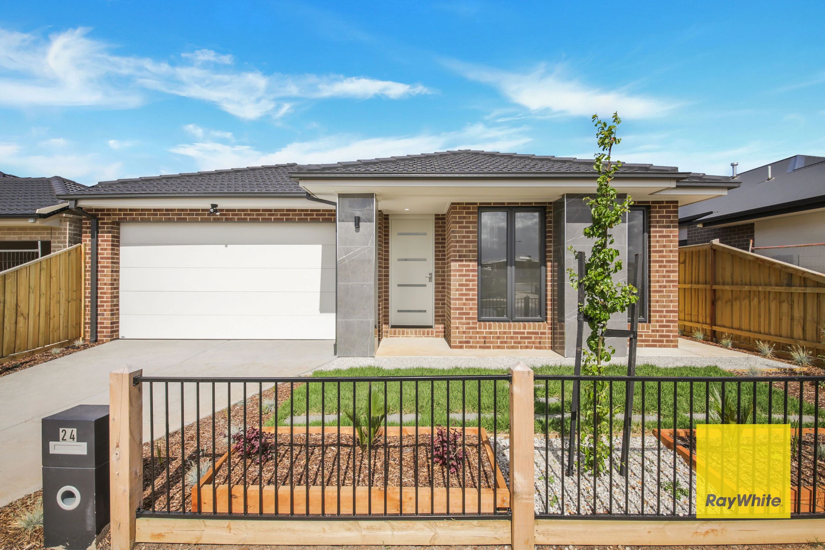 24 Azalea Way, Rockbank, VIC 3335