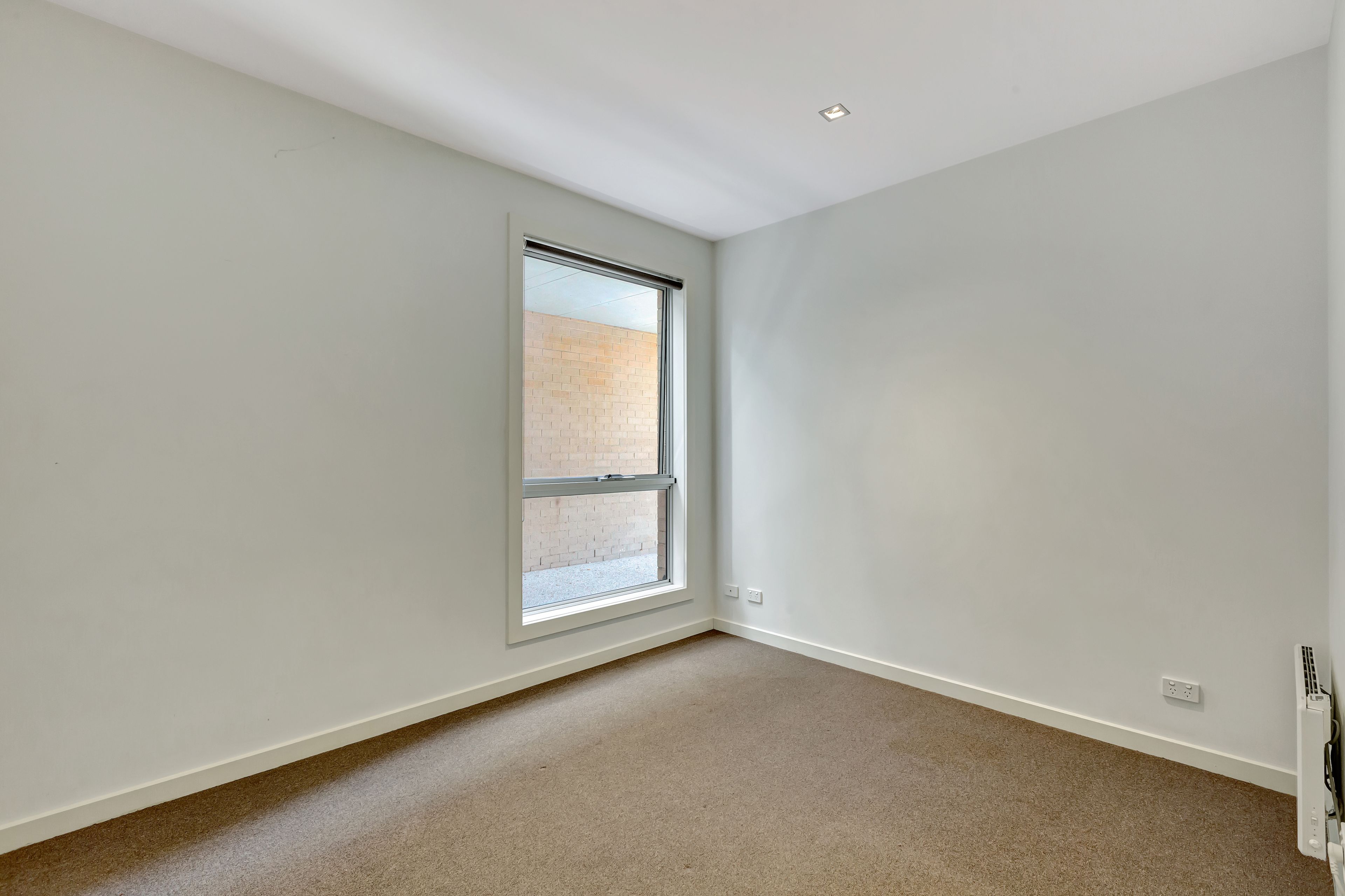 2/21-23 Westgate Street — photo 5 of 12
