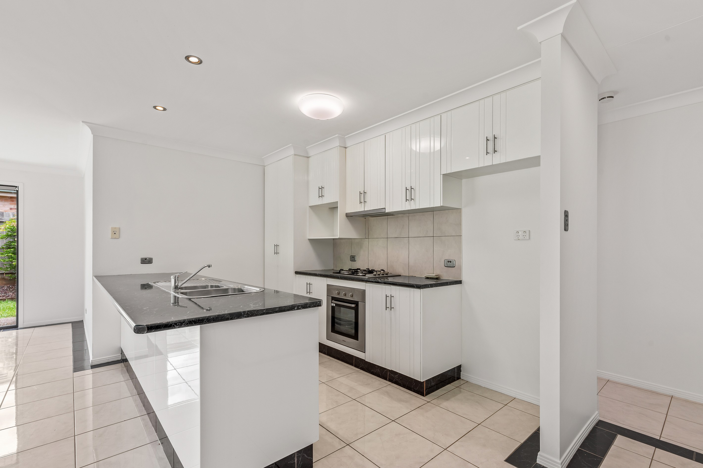 2/51 Kearney Street, Kearneys Spring, QLD 4350