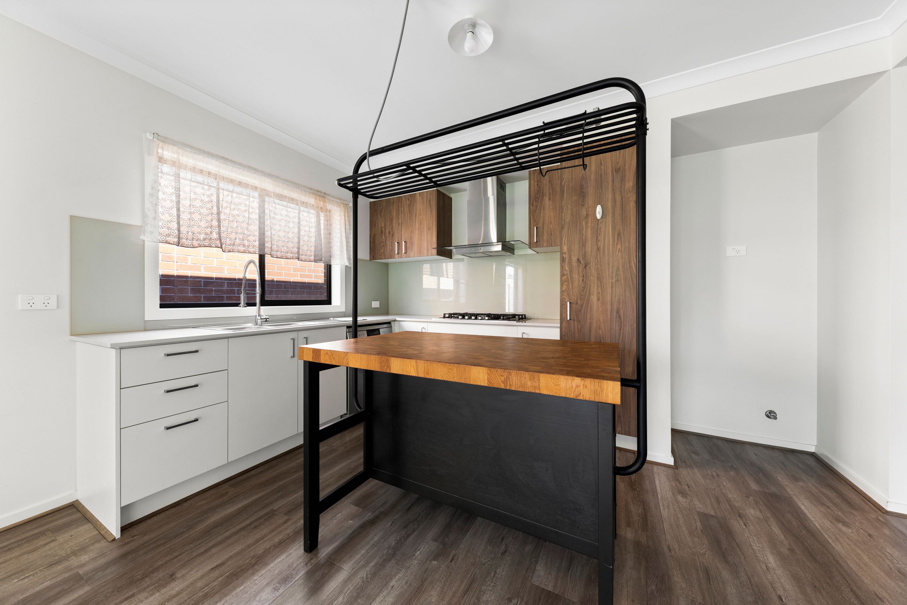 3 Yolen Street — photo 4 of 19
