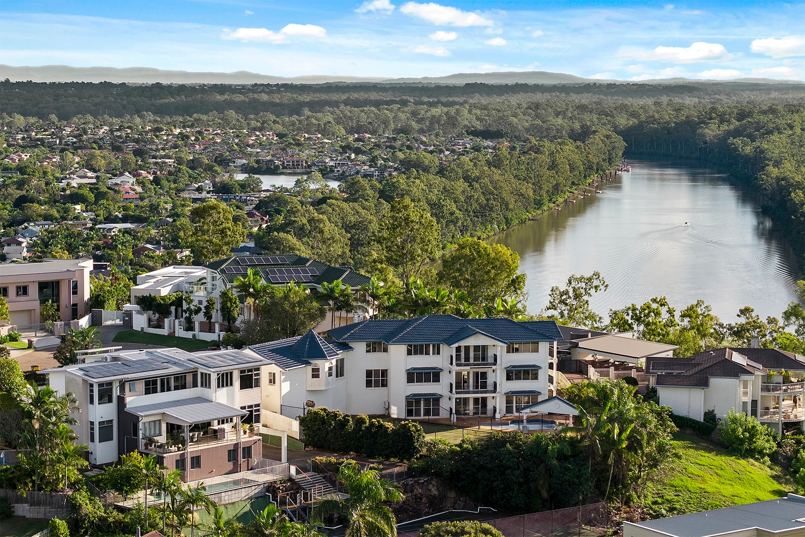 19 Becker Place, Mount Ommaney, QLD 4074