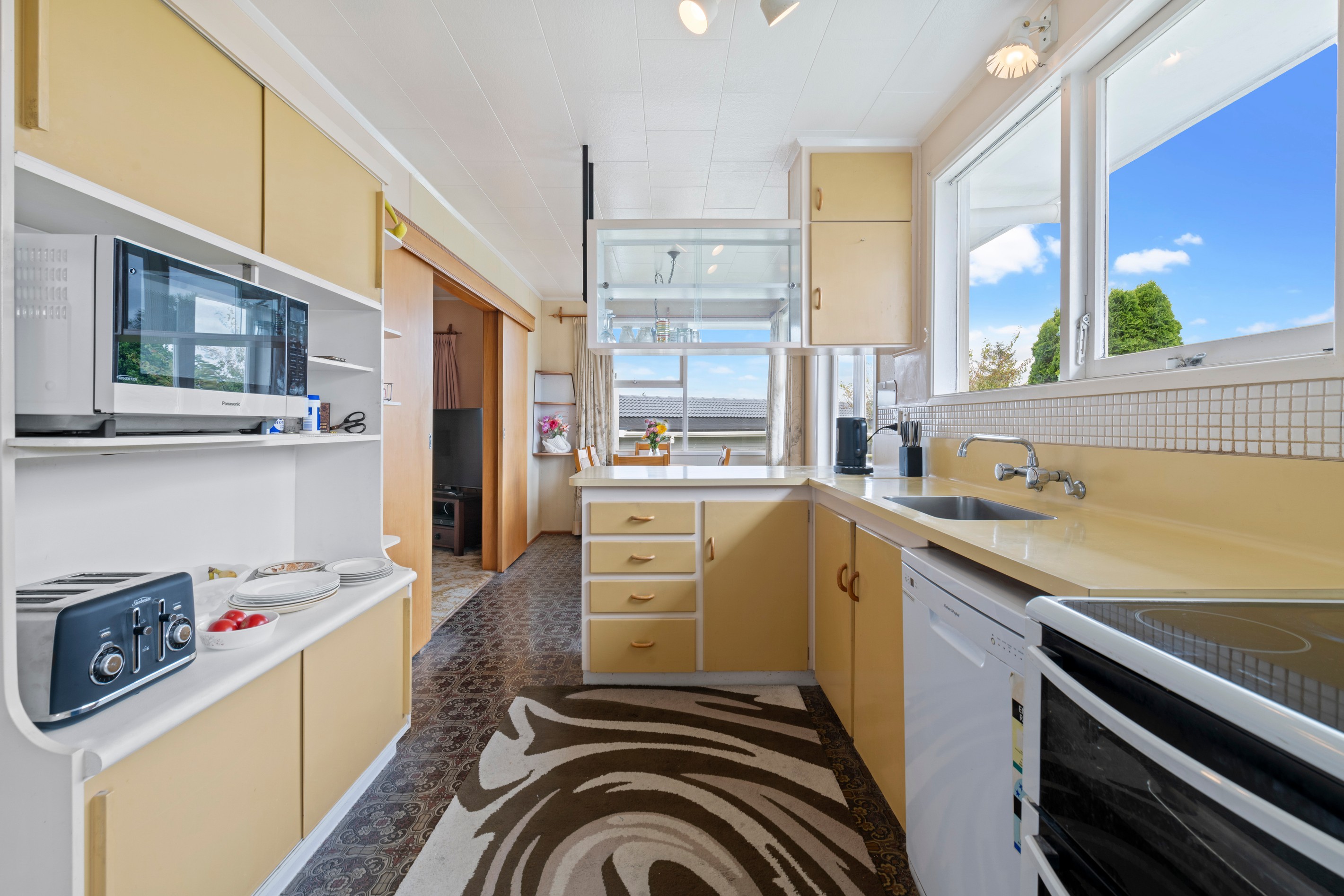 76 Taylor Road, Mangere Bridge, Manukau City