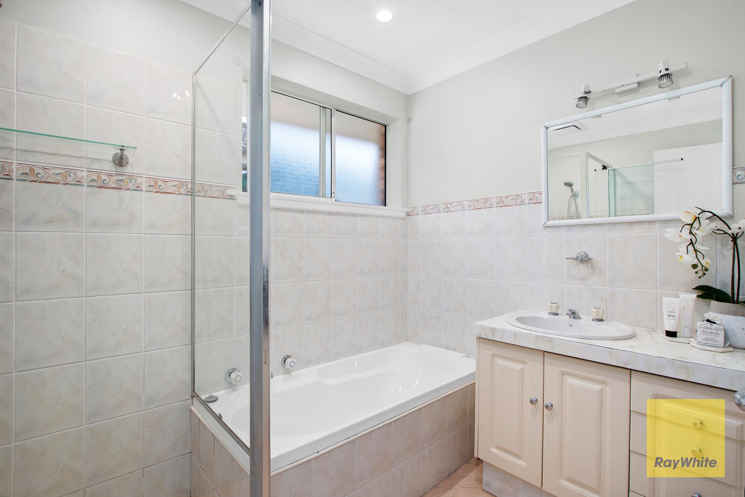 17 Wilks Avenue — photo 11 of 14