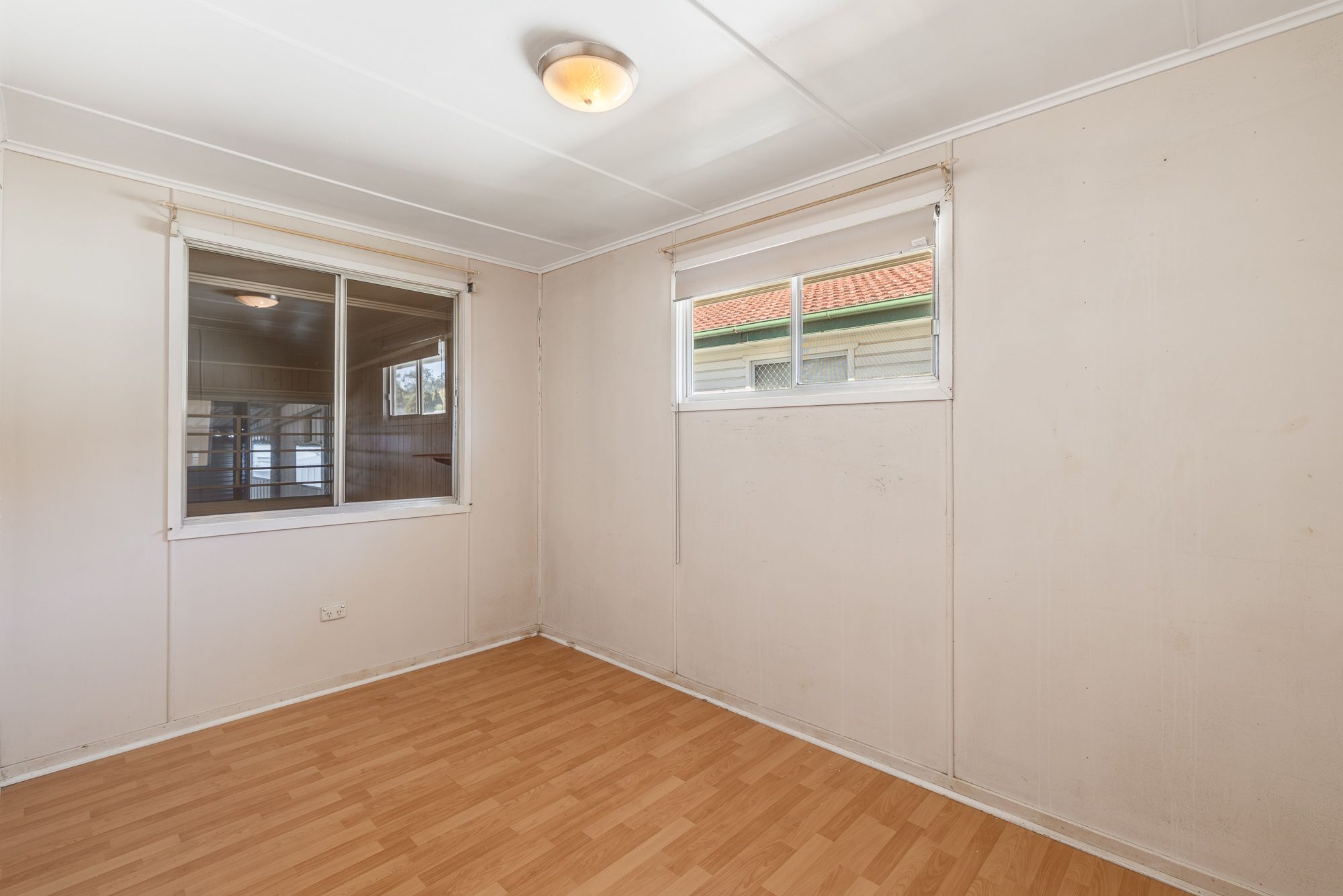 24 Mcdowall Street — photo 3 of 17