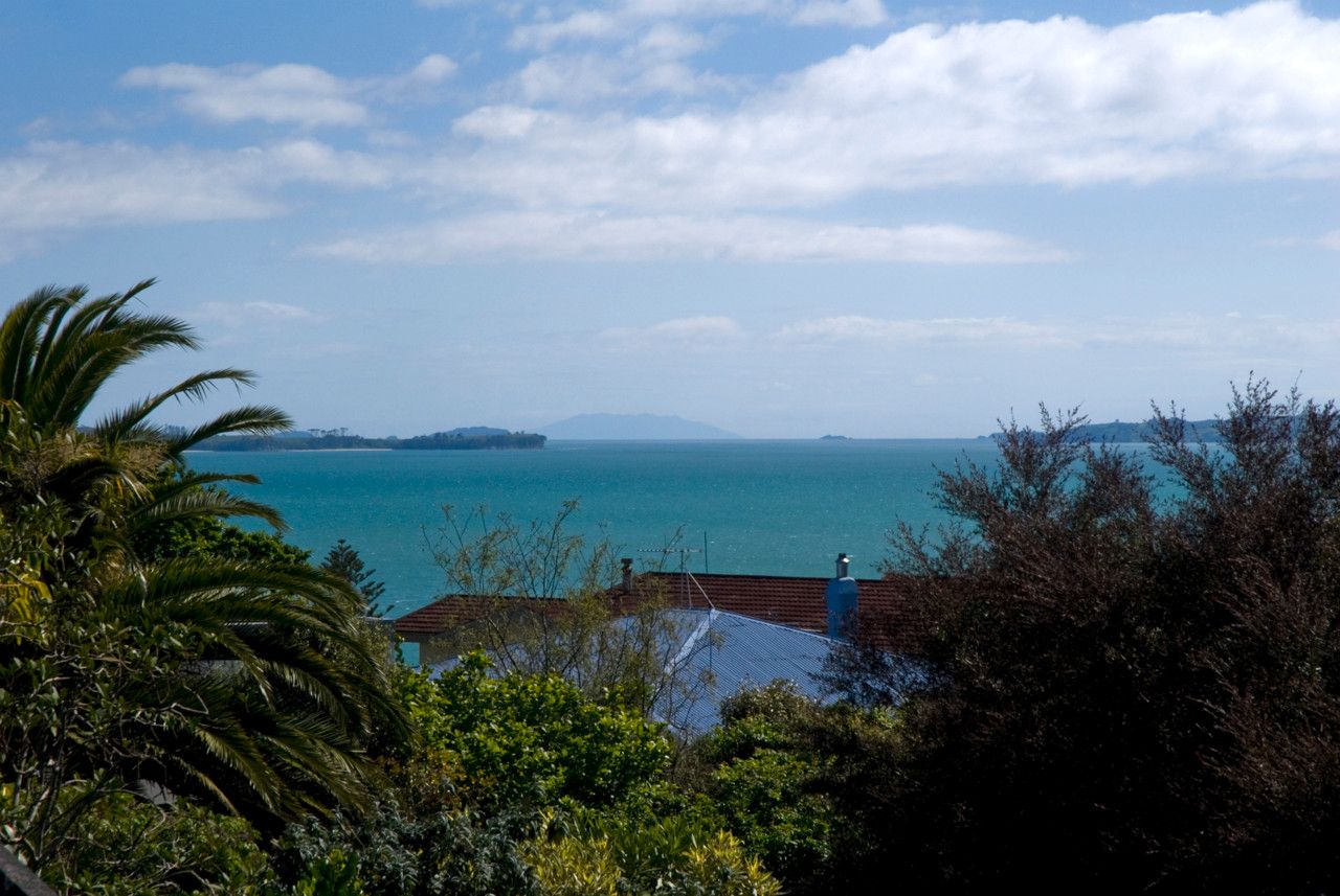 4 Cockle Bay Road, Howick, Manukau City