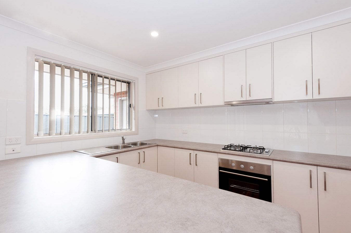 9 Knowles Court, Thurgoona, NSW 2640