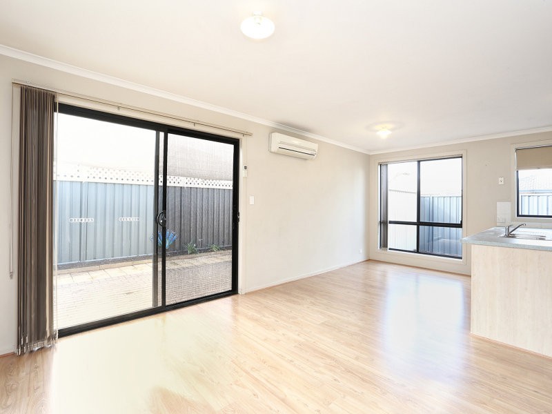 6 Almond Circuit, Munno Para West, SA 5115