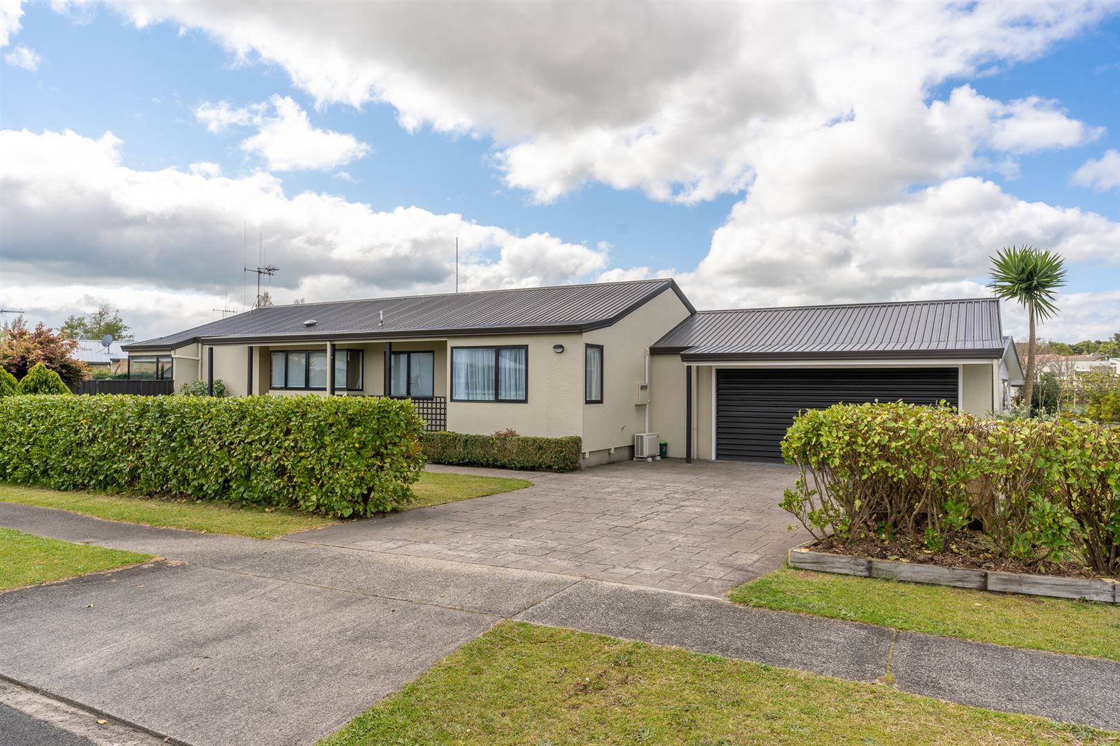 2 Taksan Place, Pukete, Hamilton City
