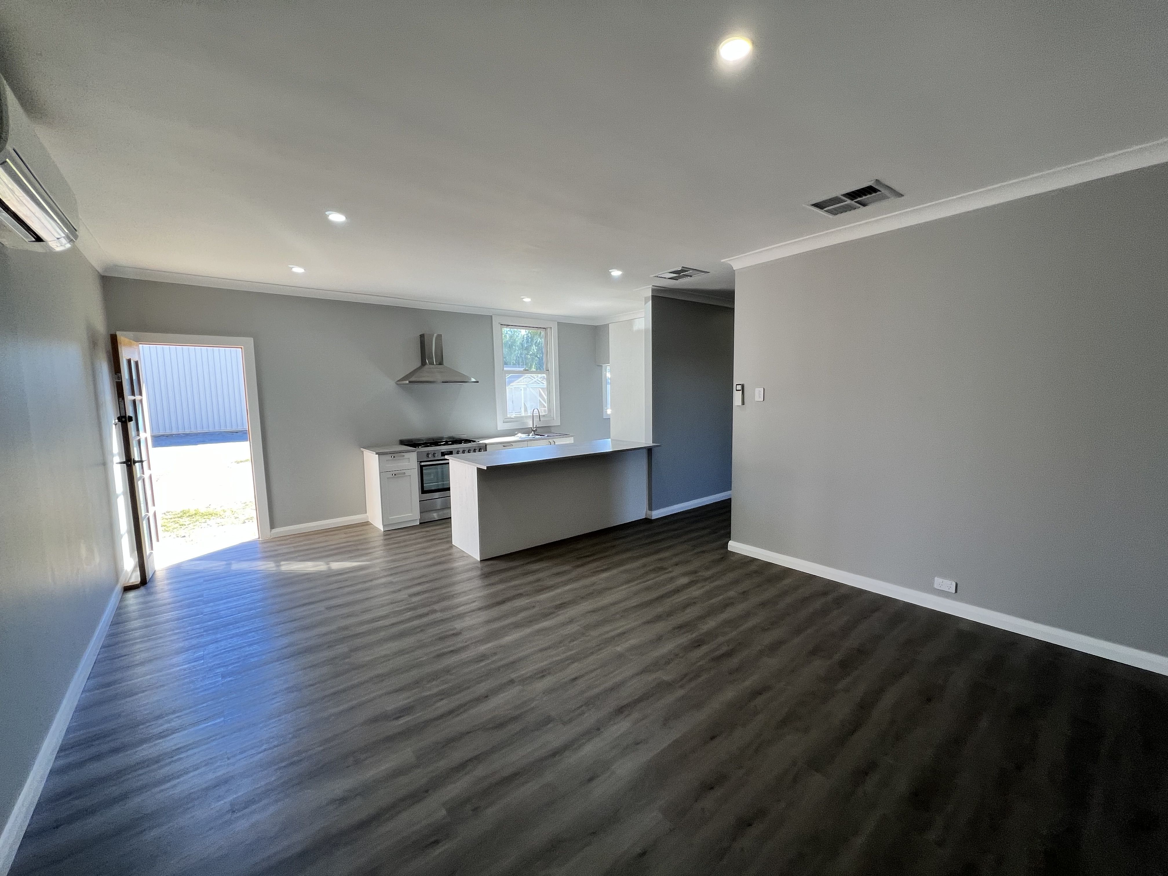 16 Boughtman Street — photo 9 of 12