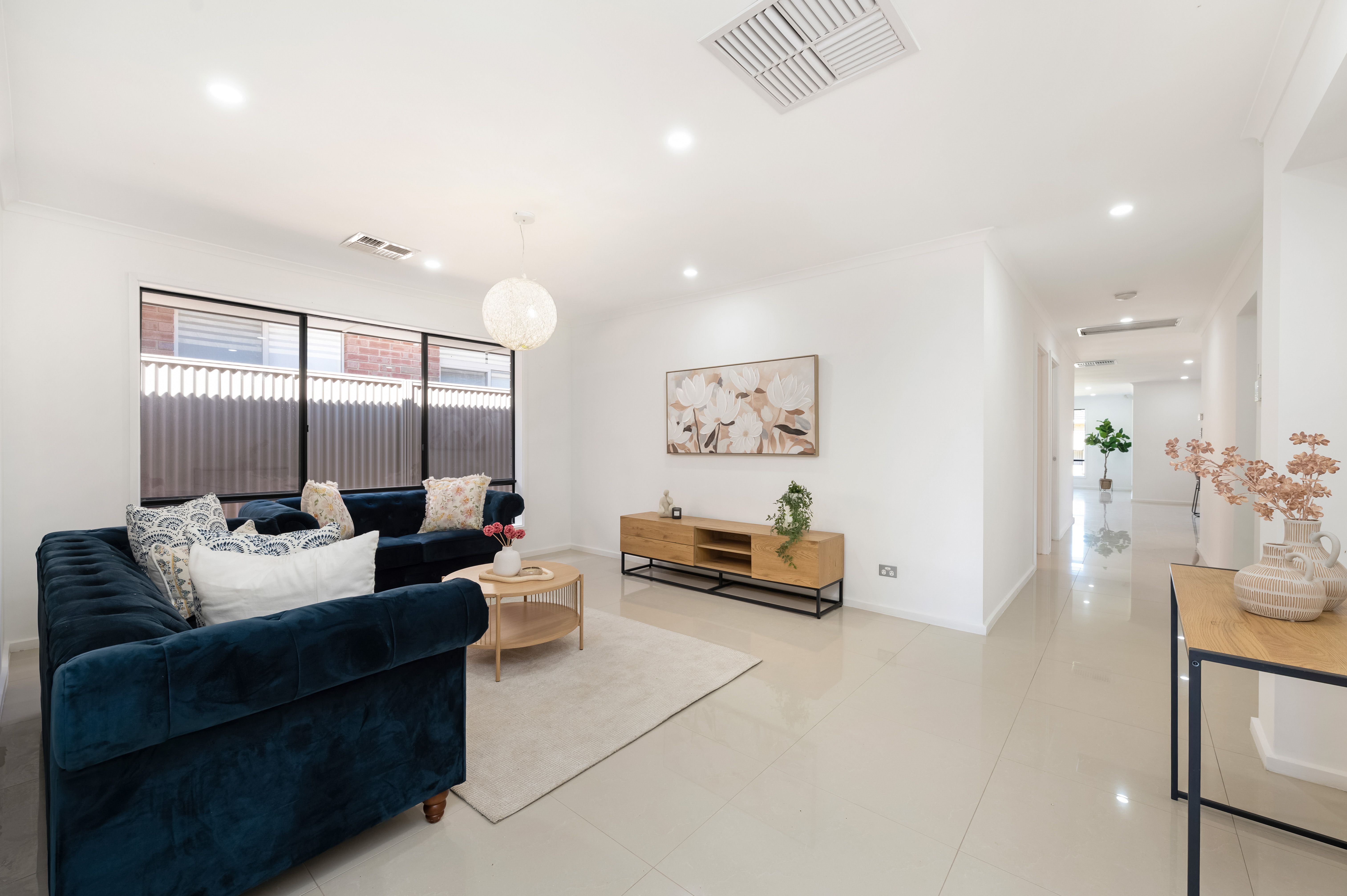 39 Hamilton Road — photo 4 of 30