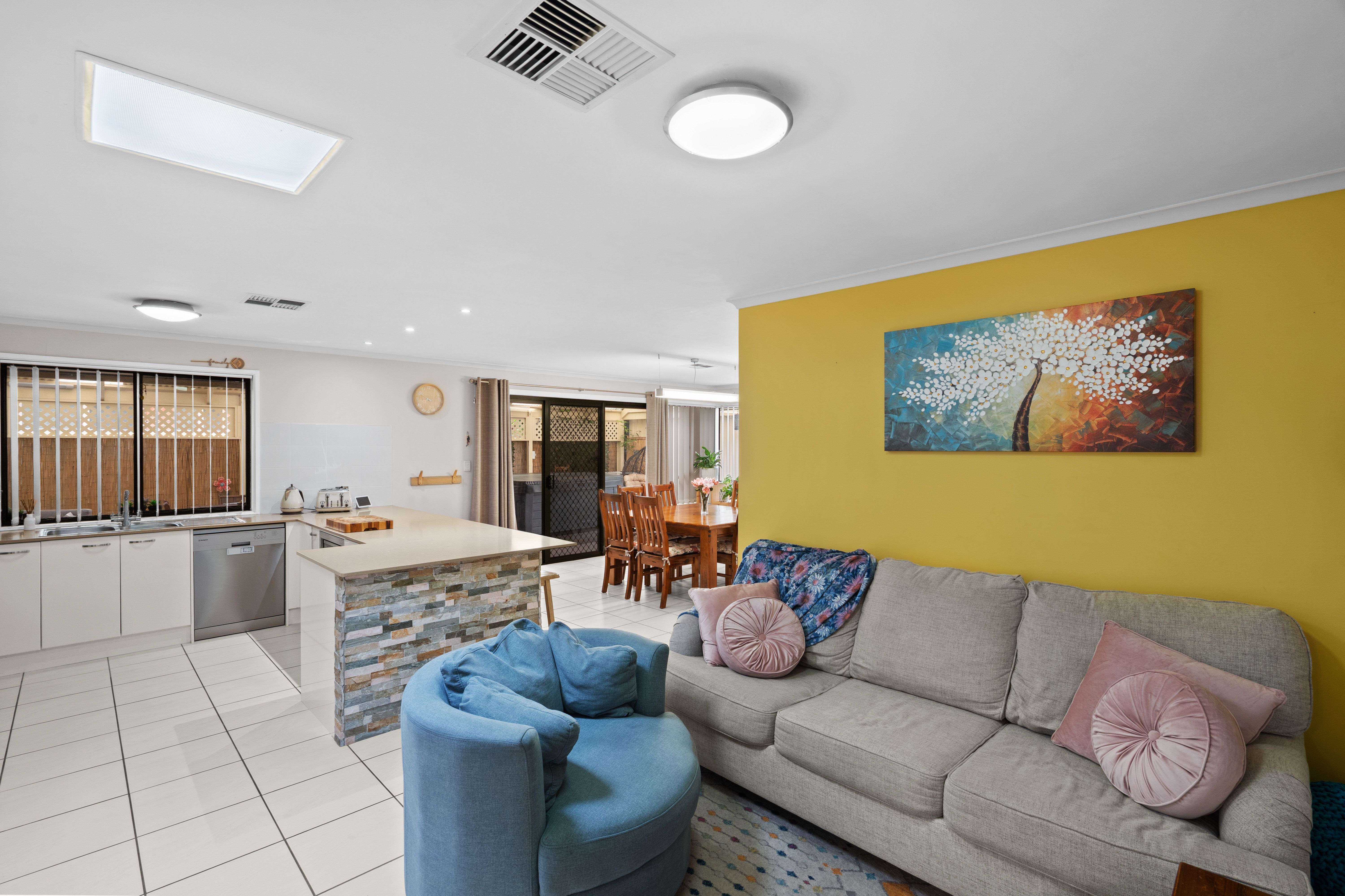 11 Minorca Court — photo 13 of 24