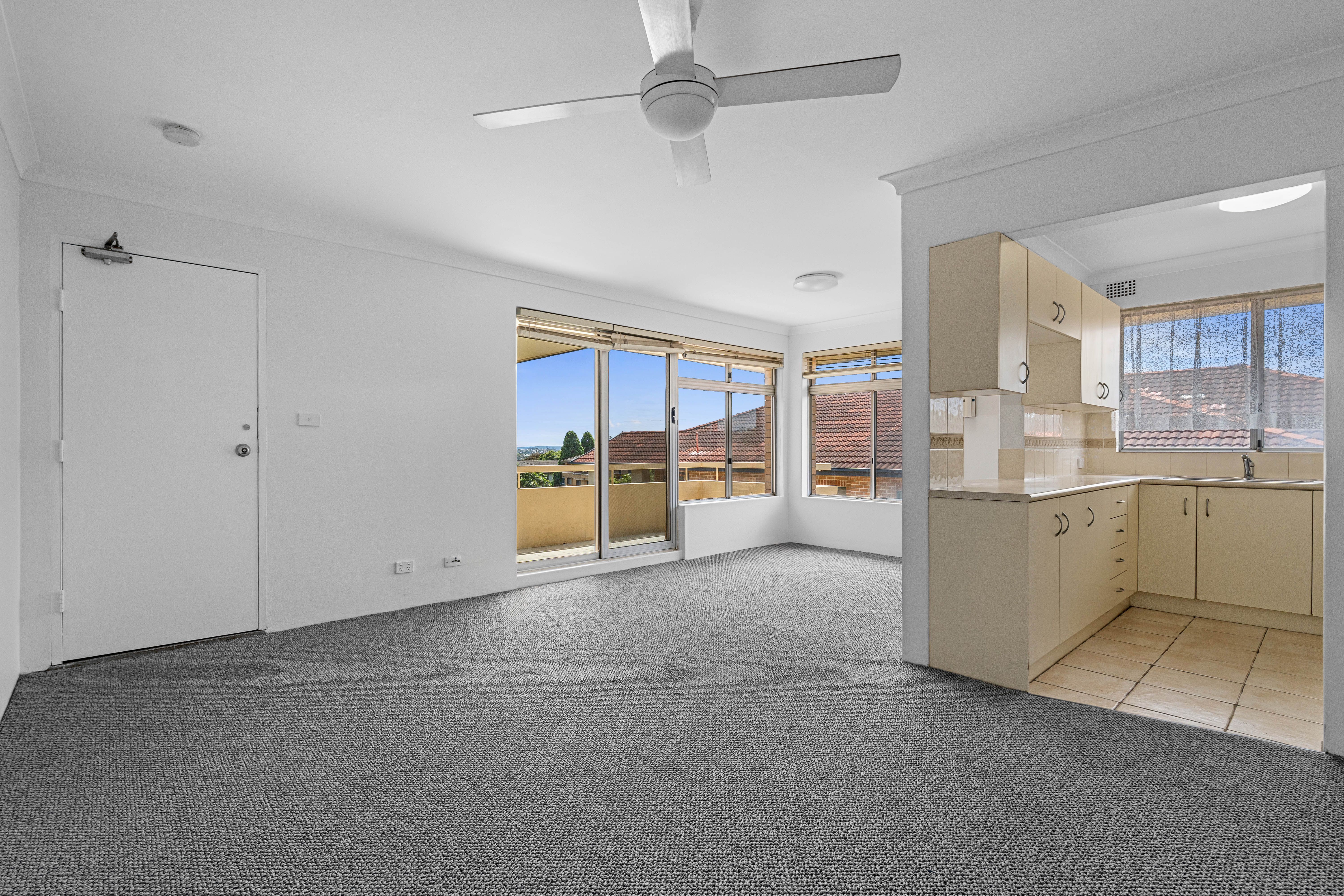 8/45 Austral Street — photo 4 of 9