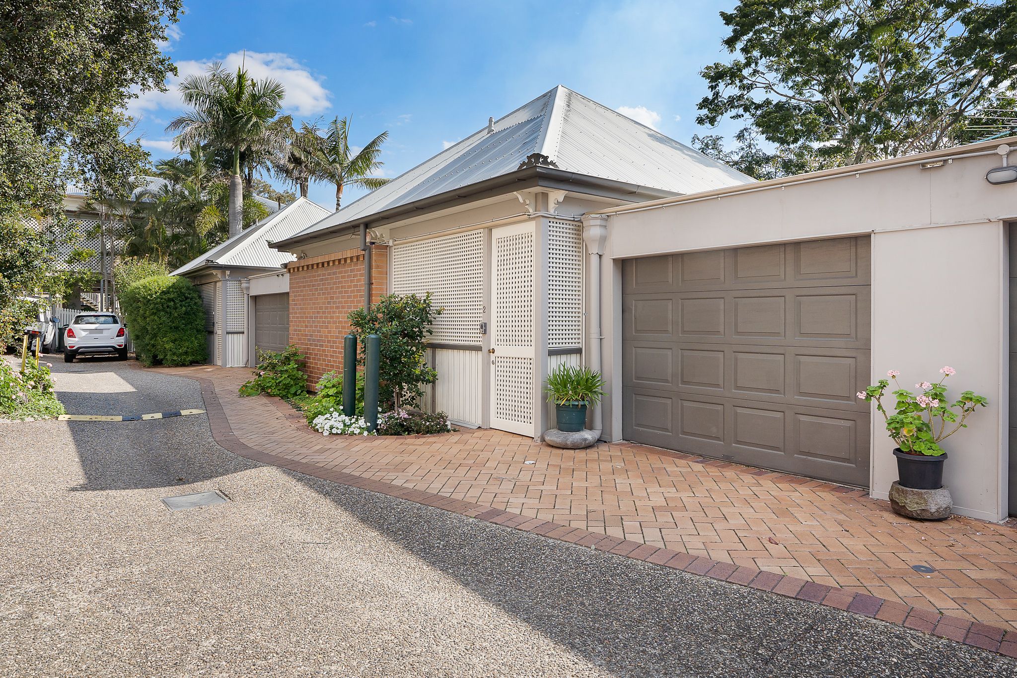8 Waterworks Road, Red Hill QLD 4059