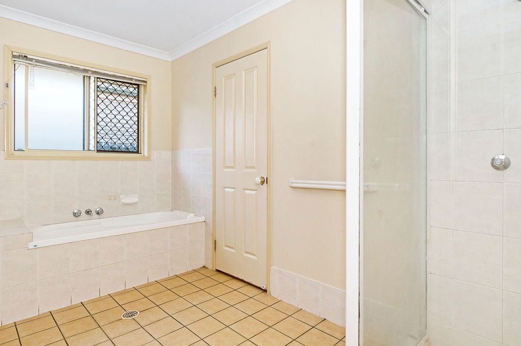 11/7 Billabong Drive, Crestmead, QLD 4132