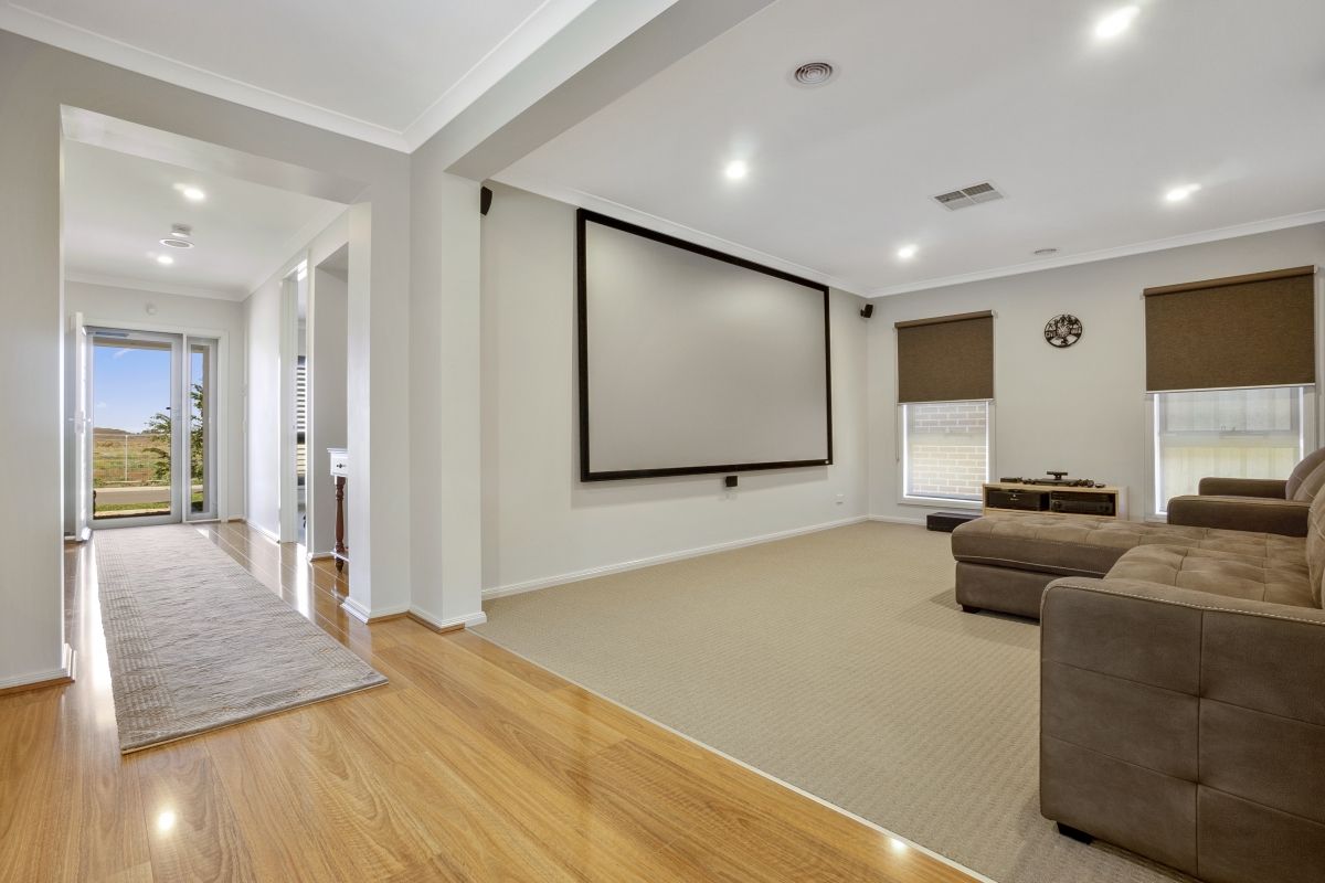 12 Fairhall Avenue, Werribee, VIC 3030
