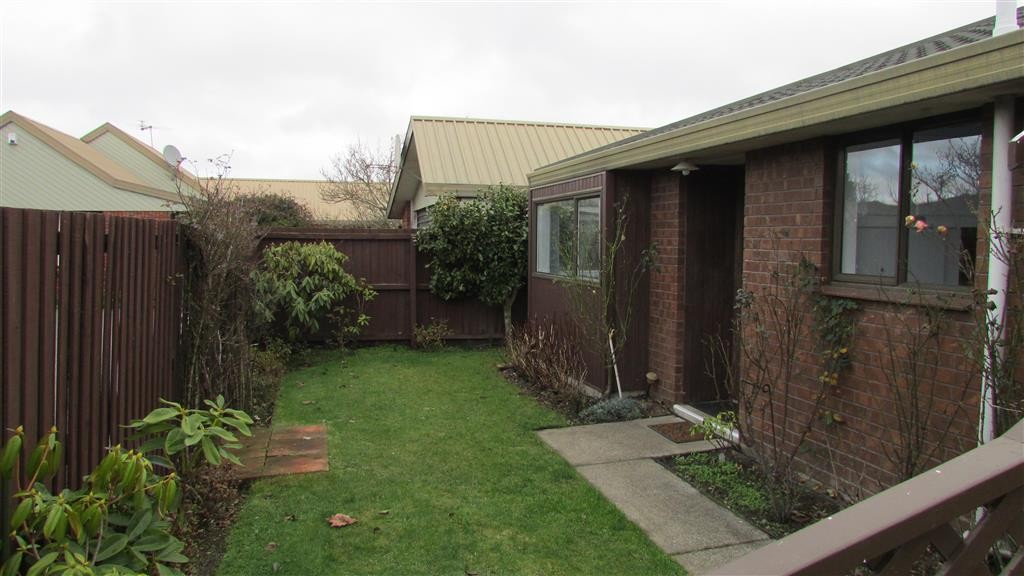 2/279 Sawyers Arms Road, Bishopdale, Christchurch City