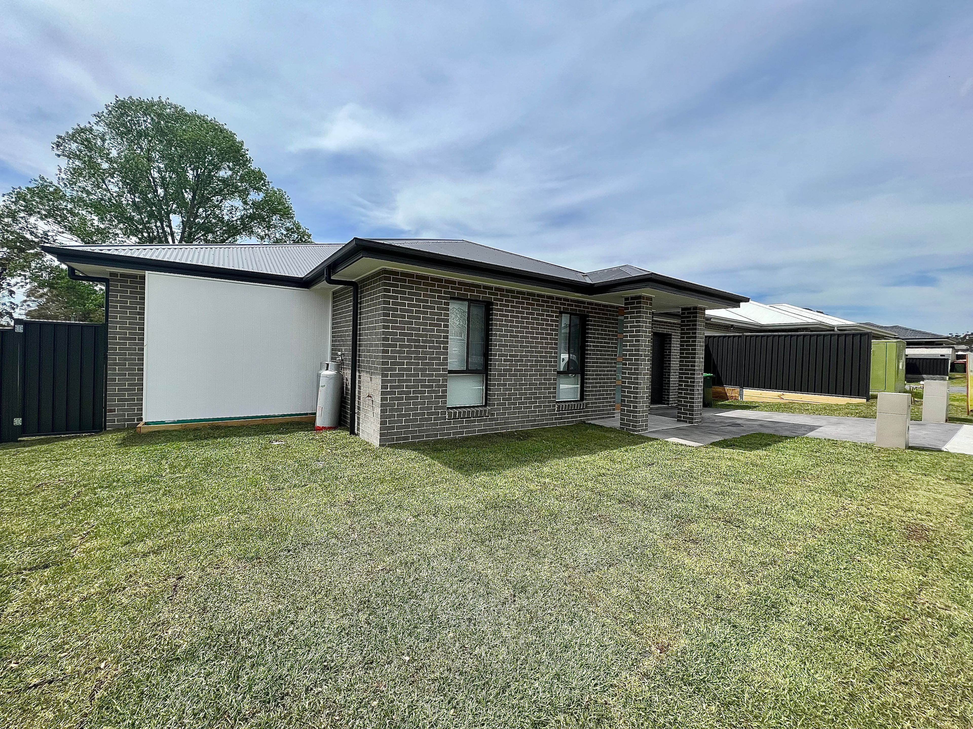 1 Dulcimere Street, Tahmoor, NSW 2573