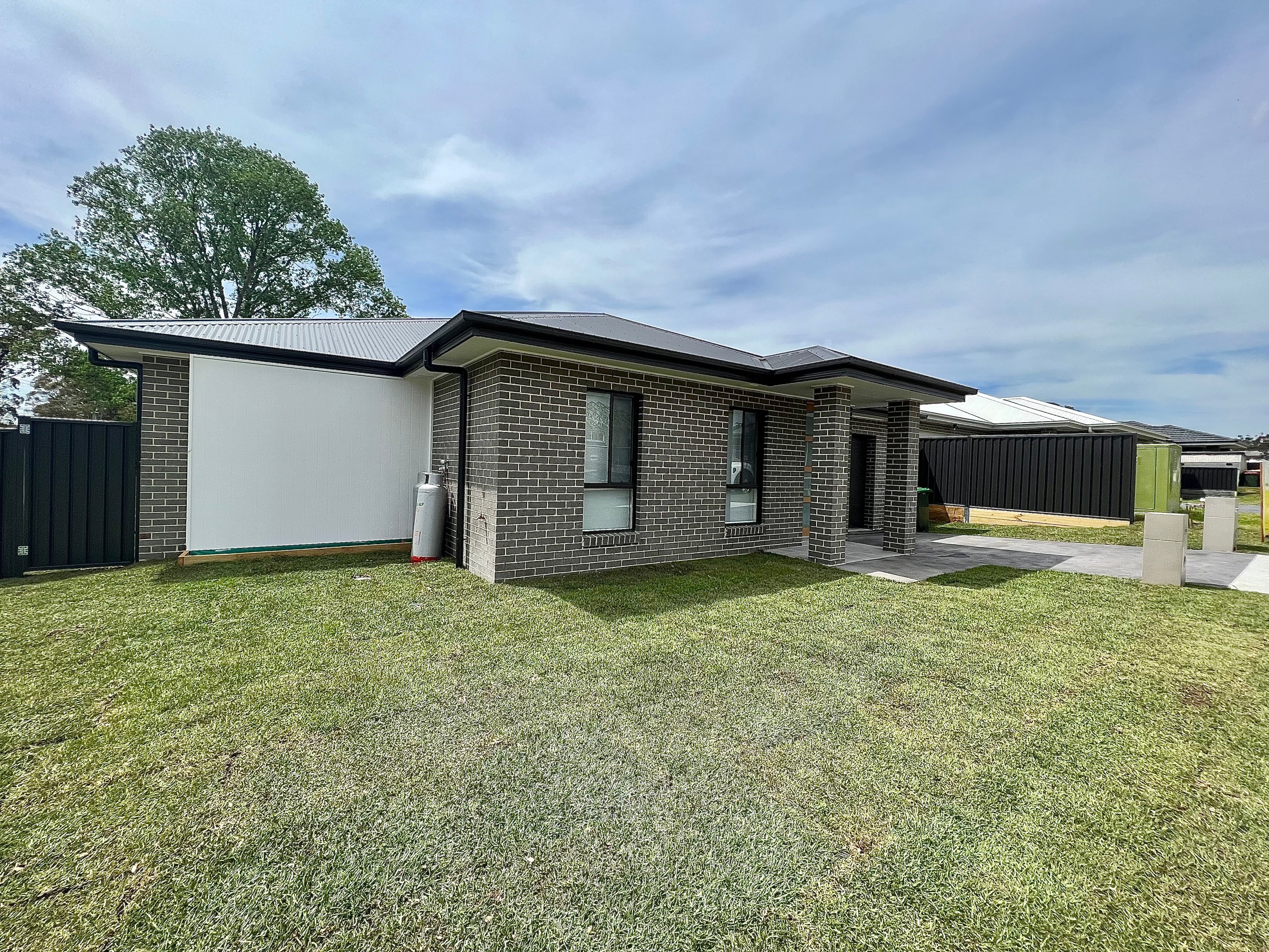 1 Dulcimere Street, Tahmoor, NSW 2573