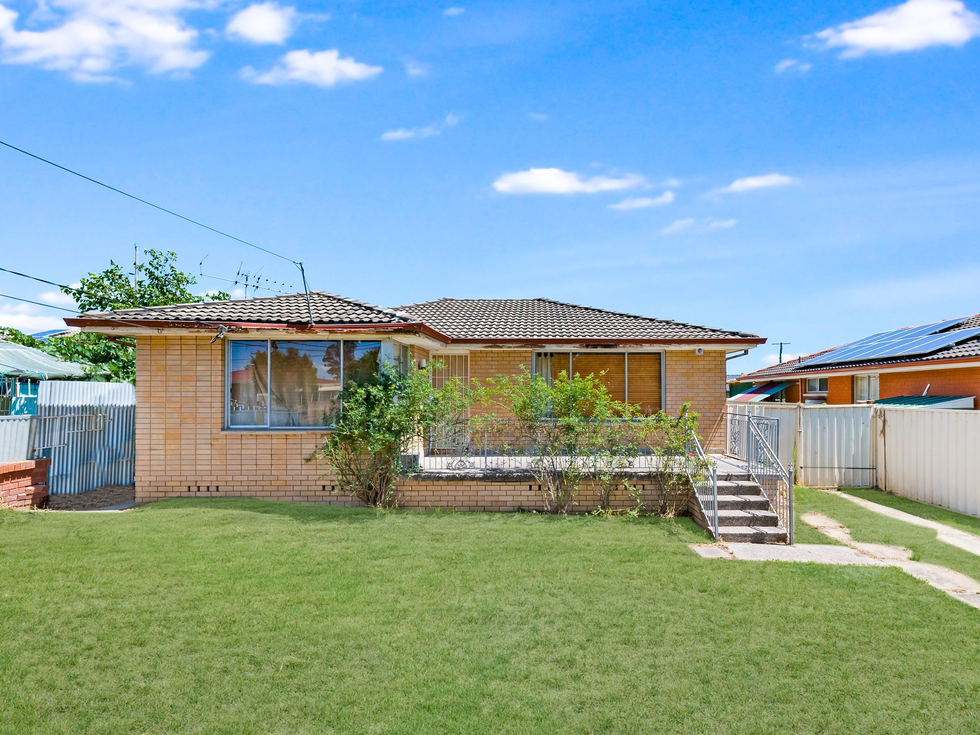 98 Stuart Road, Dharruk NSW 2770