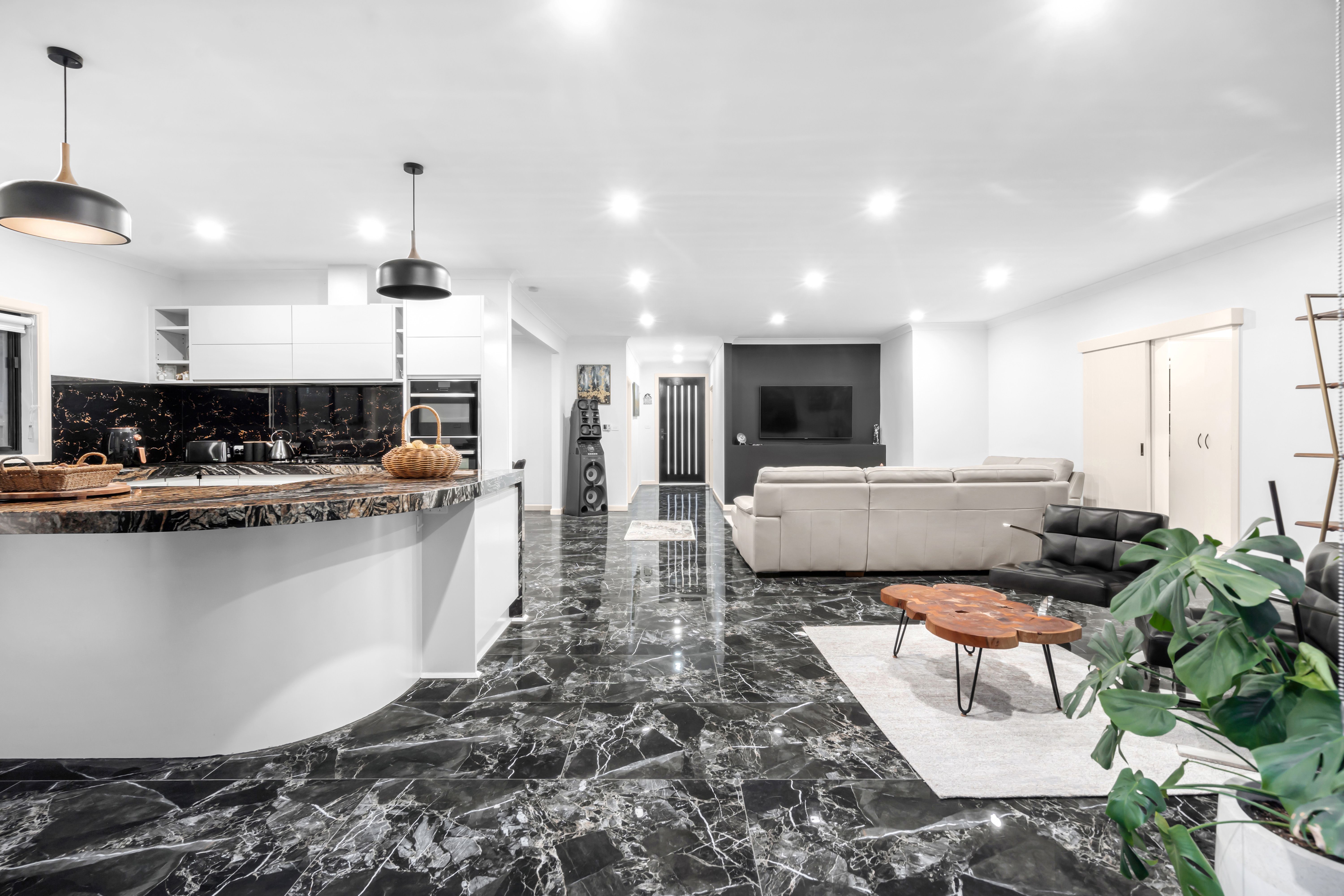 114 Rosanna Road — photo 3 of 10