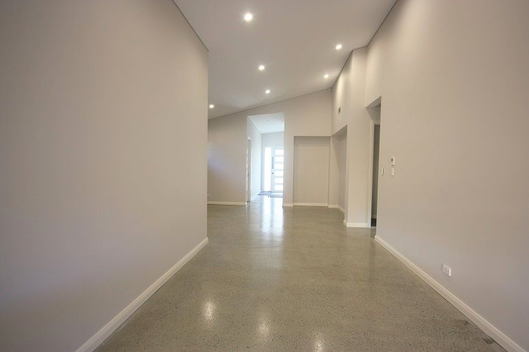 32 Kingsdale Avenue, CATHERINE FIELD, NSW 2557