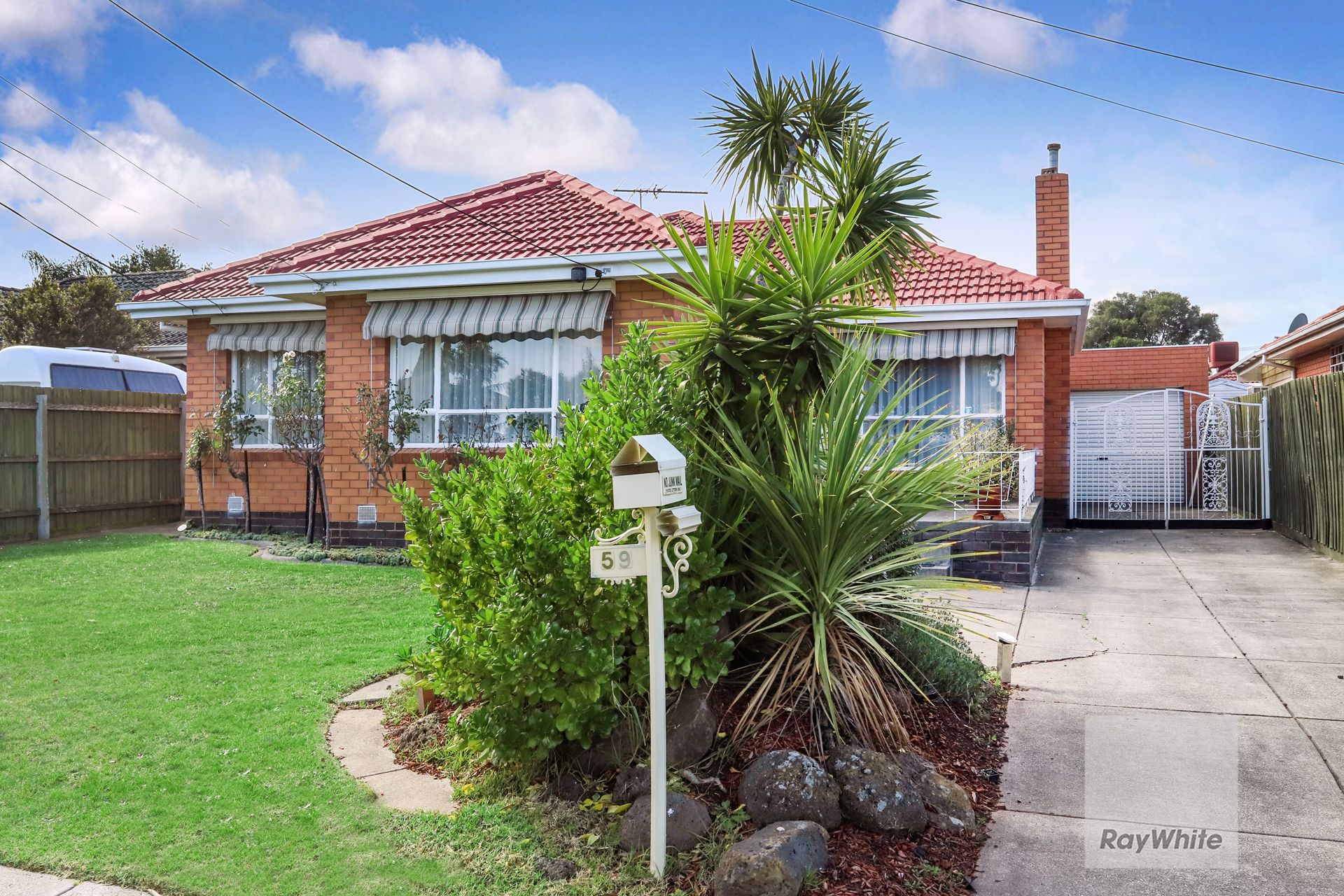 59 South Circular Road, Gladstone Park, VIC 3043