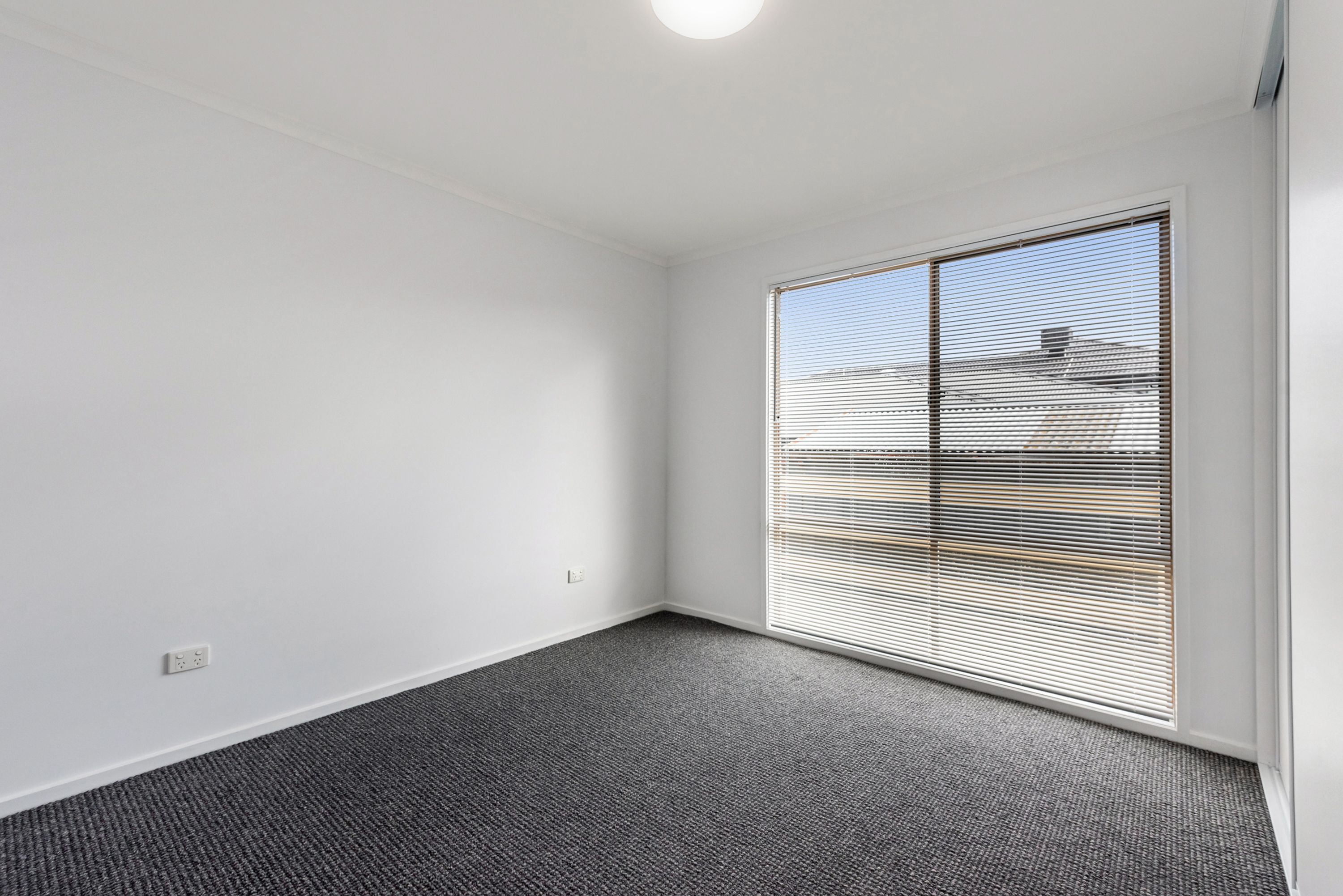 1/17 Dawayne Street, Burwood East, VIC 3151