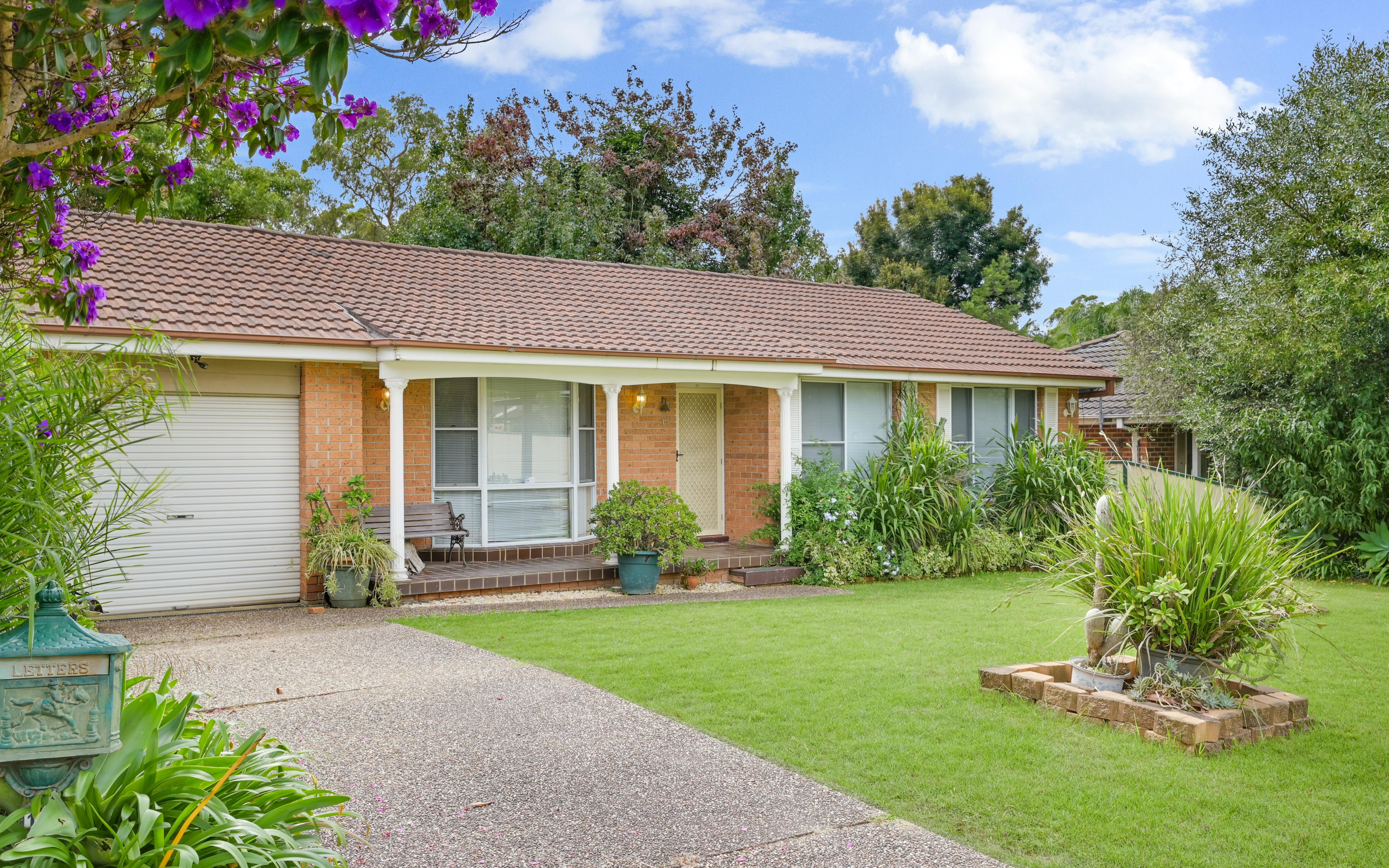 15 Orlick Street, Ambarvale, NSW 2560
