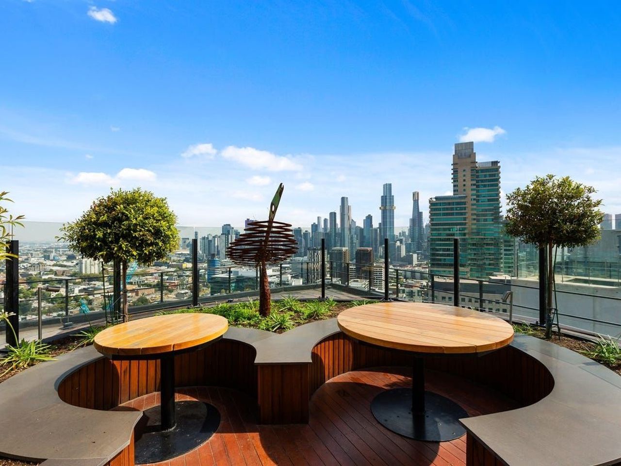 2205/50 Albert Road, South Melbourne, VIC 3205